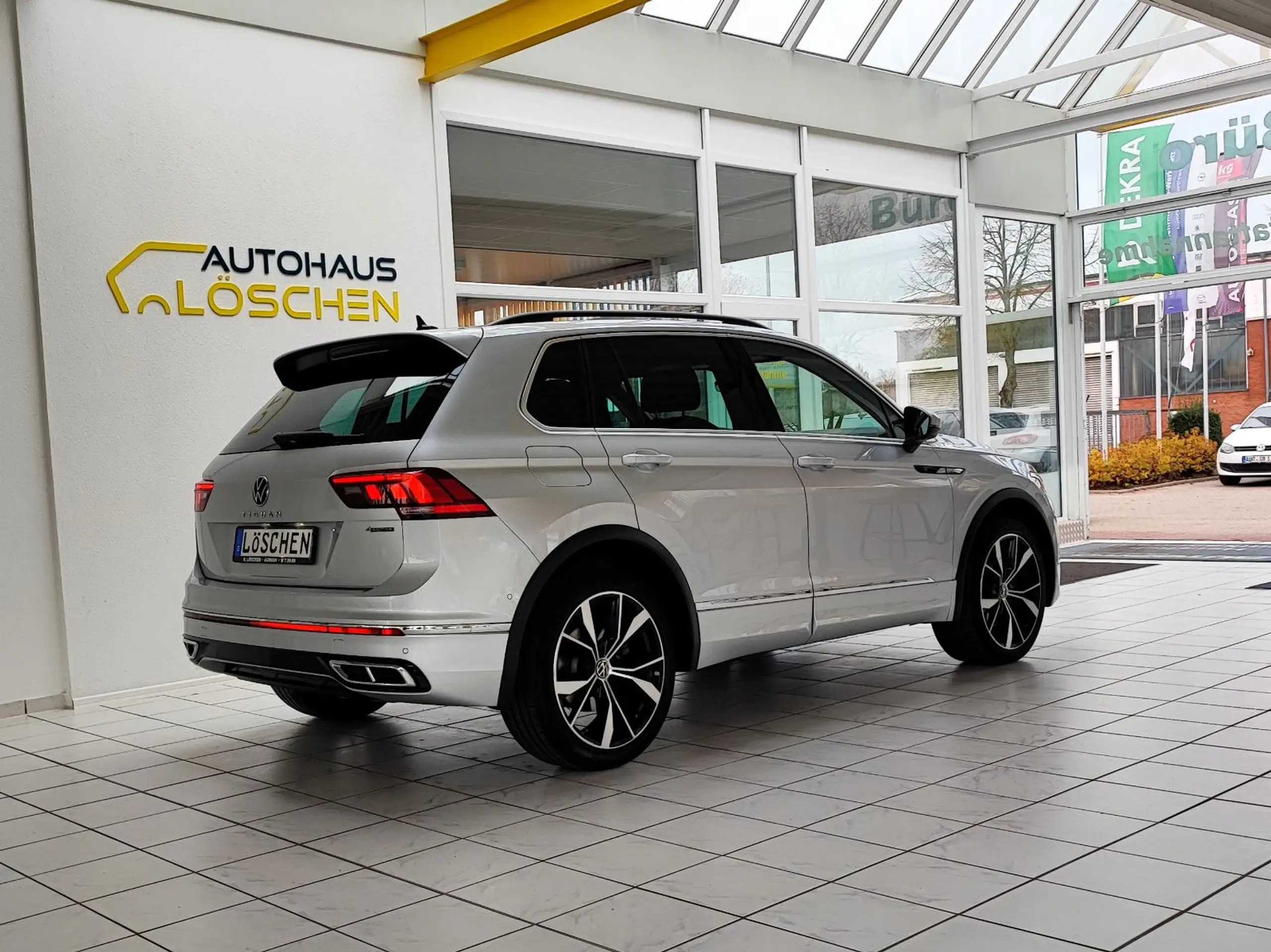 Volkswagen - Tiguan