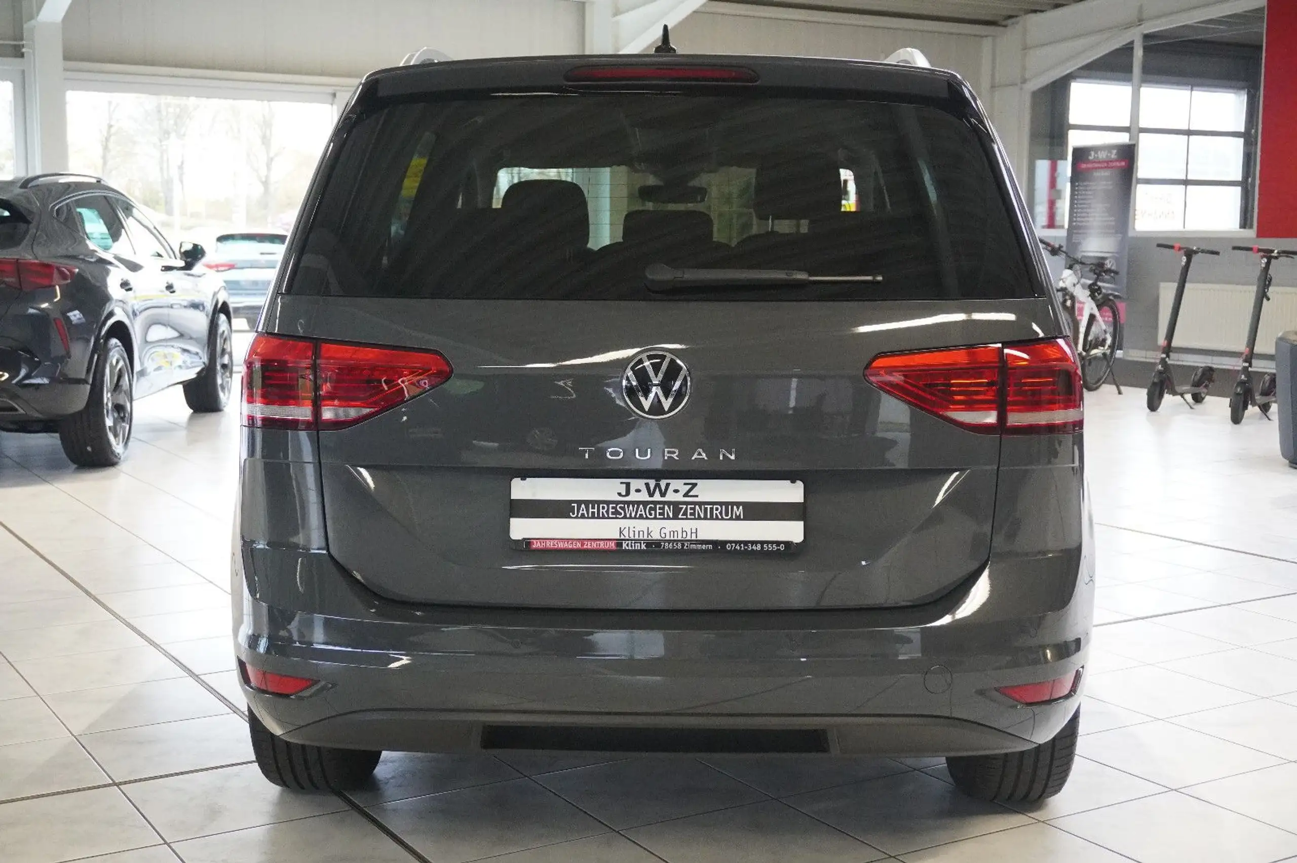 Volkswagen - Touran