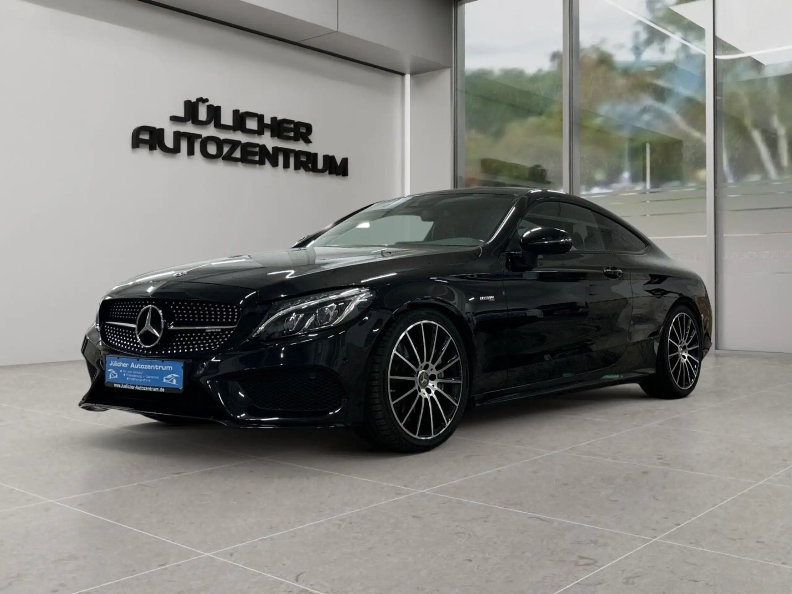 Mercedes-Benz - C 43 AMG