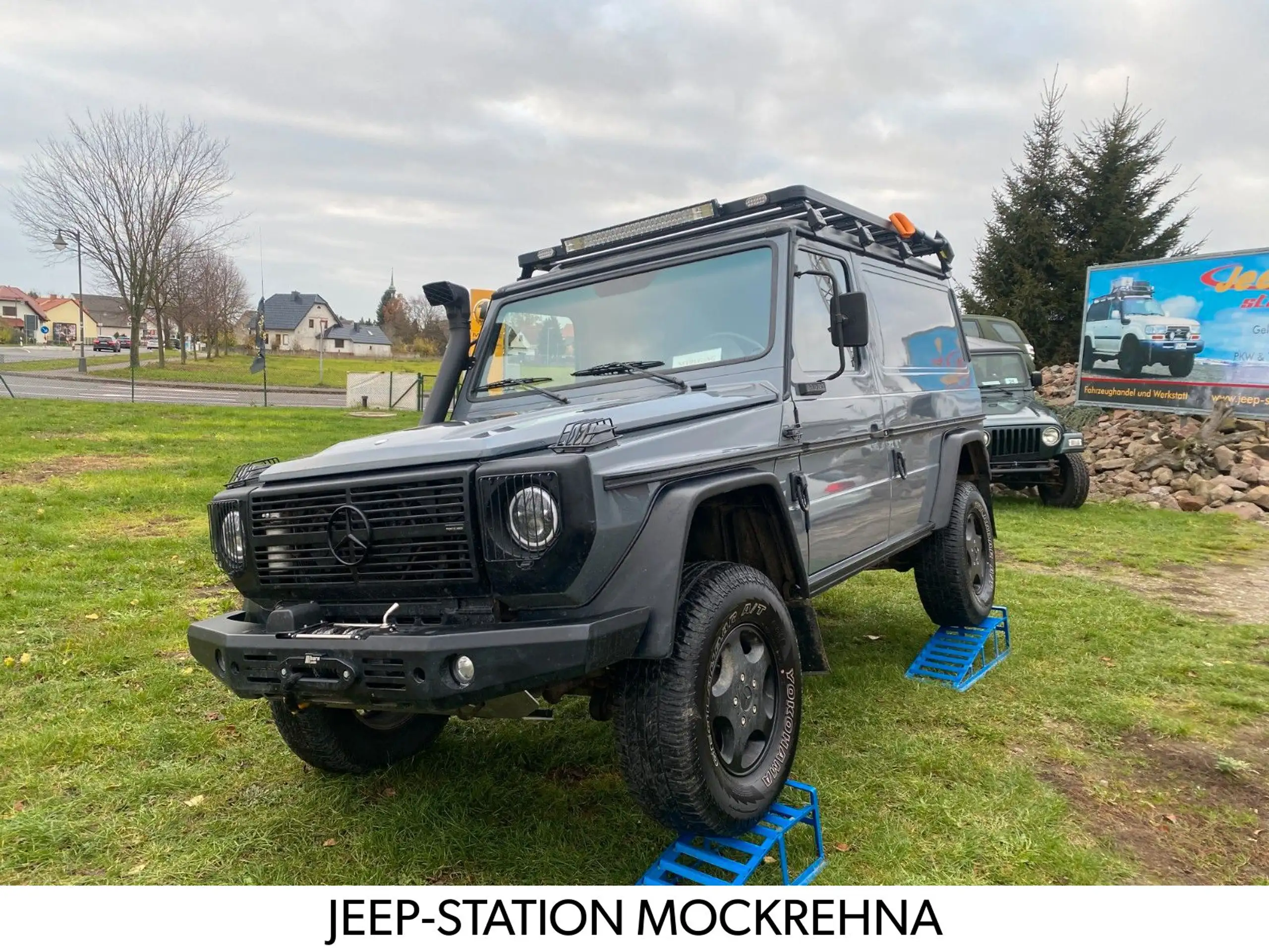 Mercedes-Benz - G 290