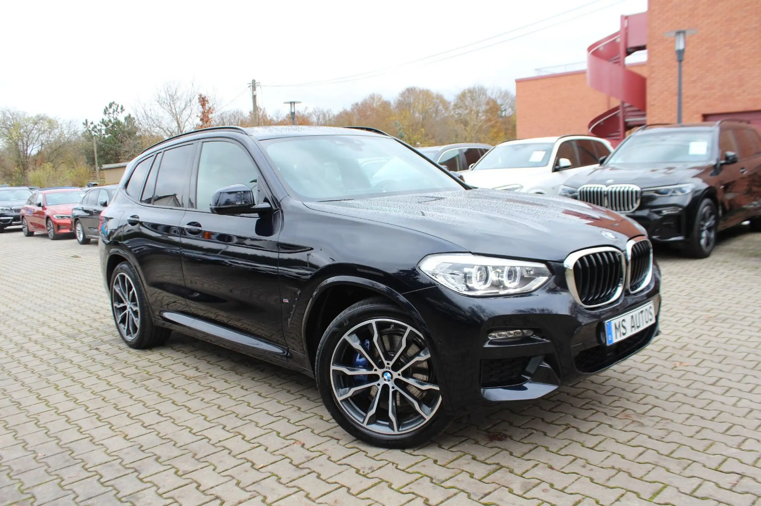 BMW - X3