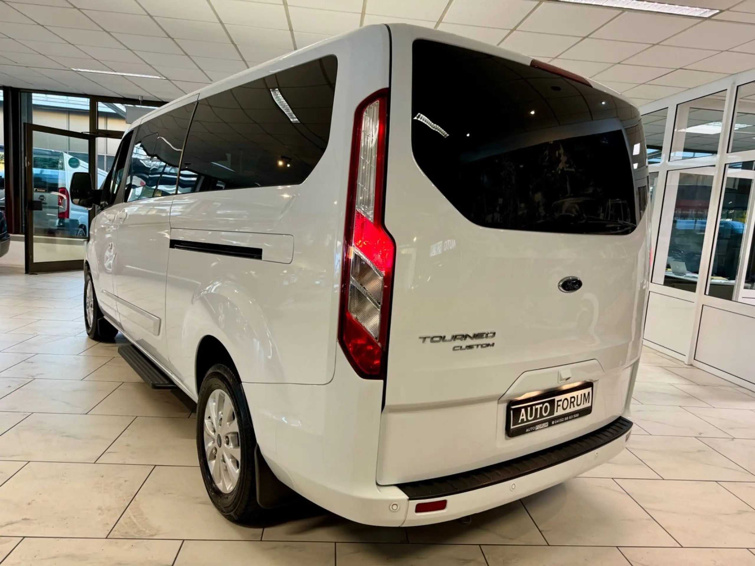 Ford - Tourneo Custom