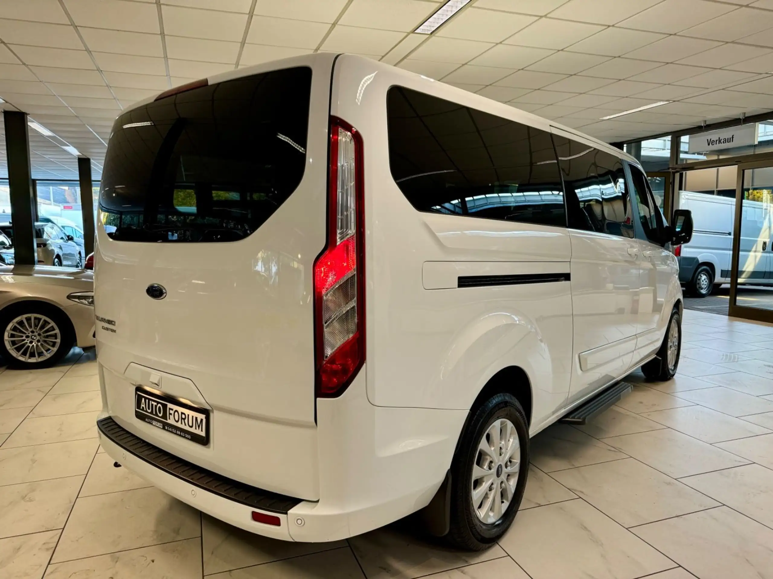 Ford - Tourneo Custom