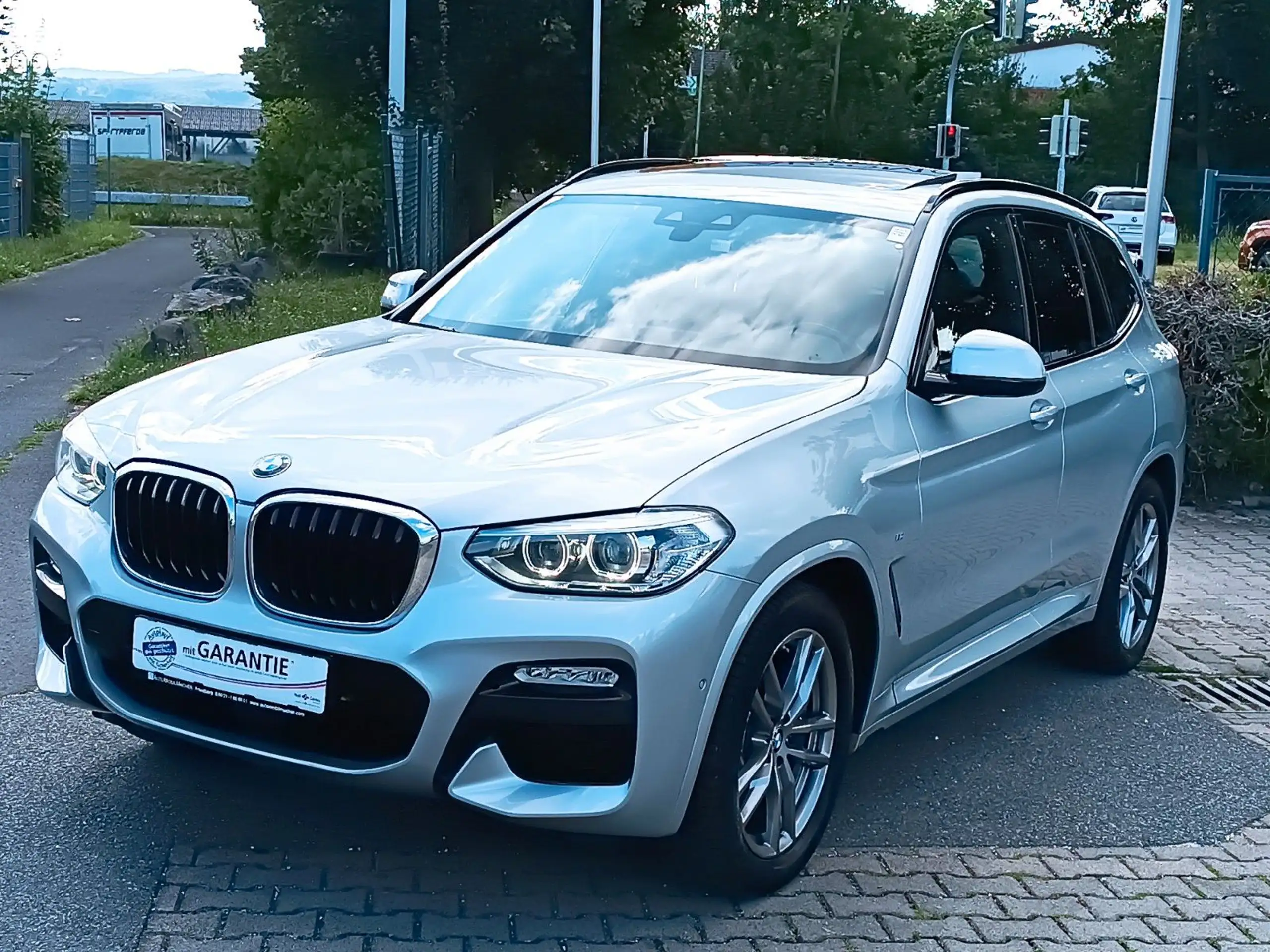 BMW - X3