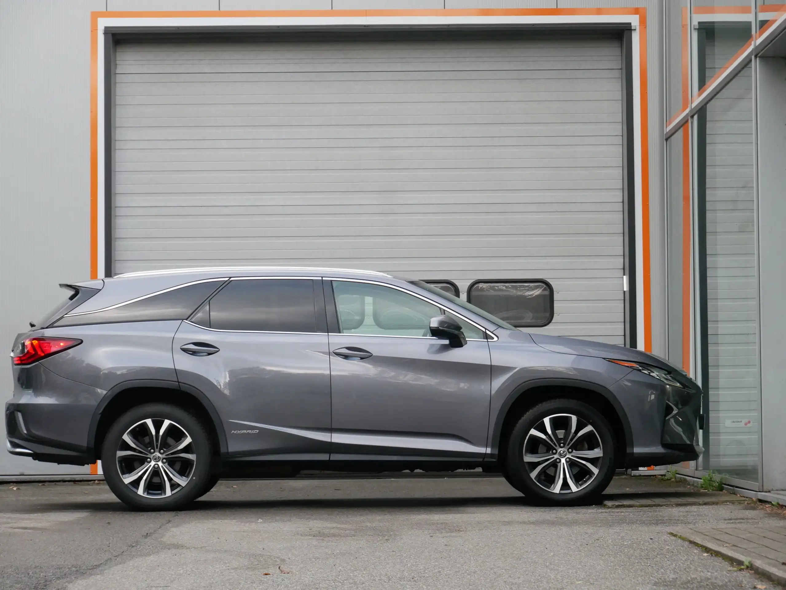 Lexus - RX 450h