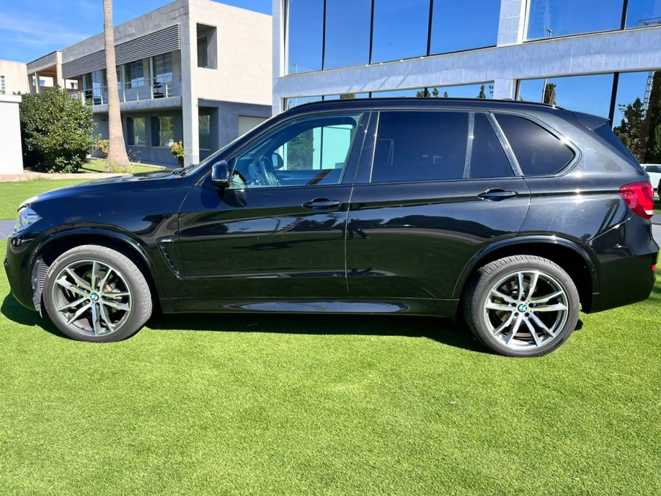 BMW - X5