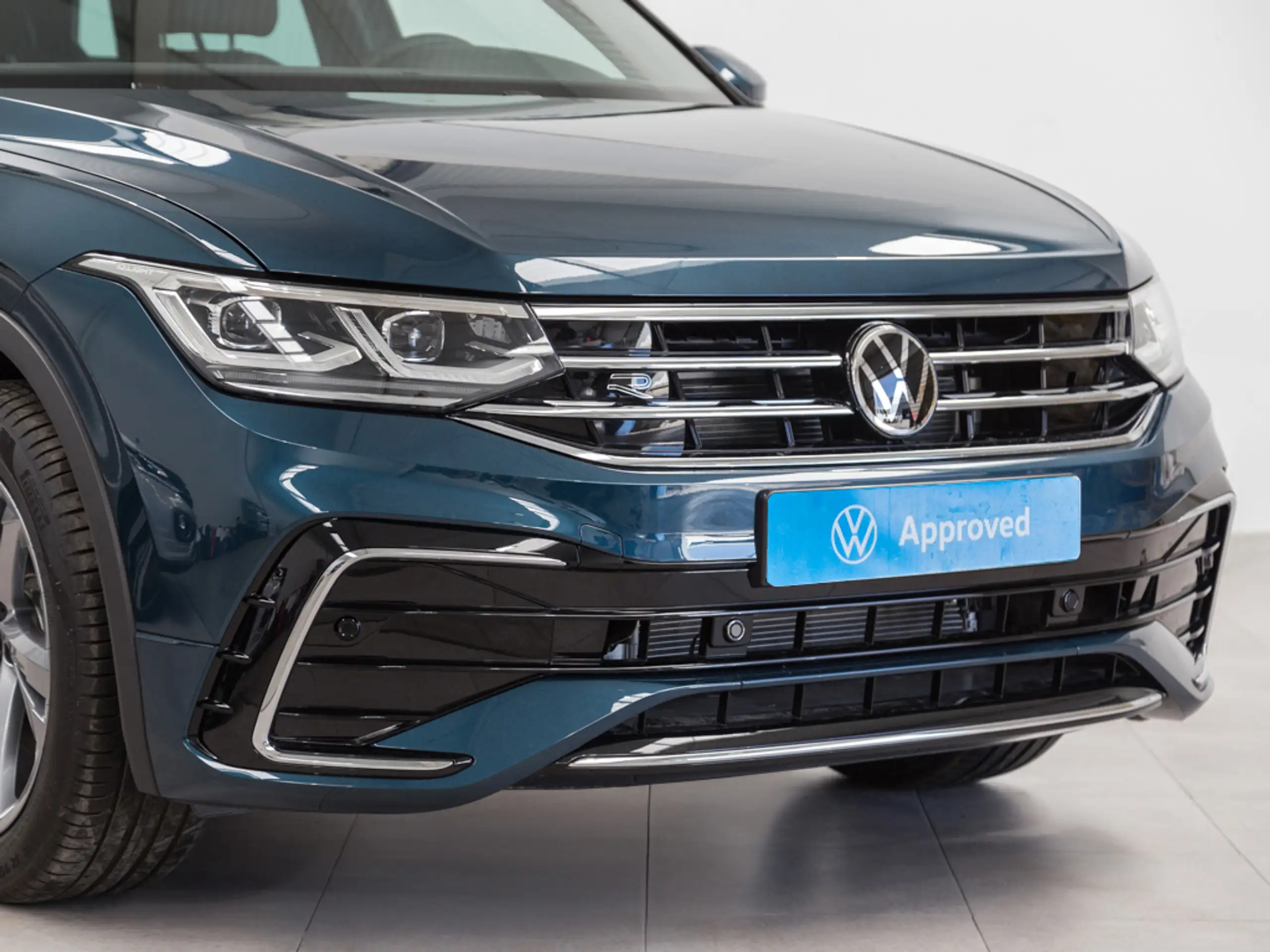 Volkswagen - Tiguan