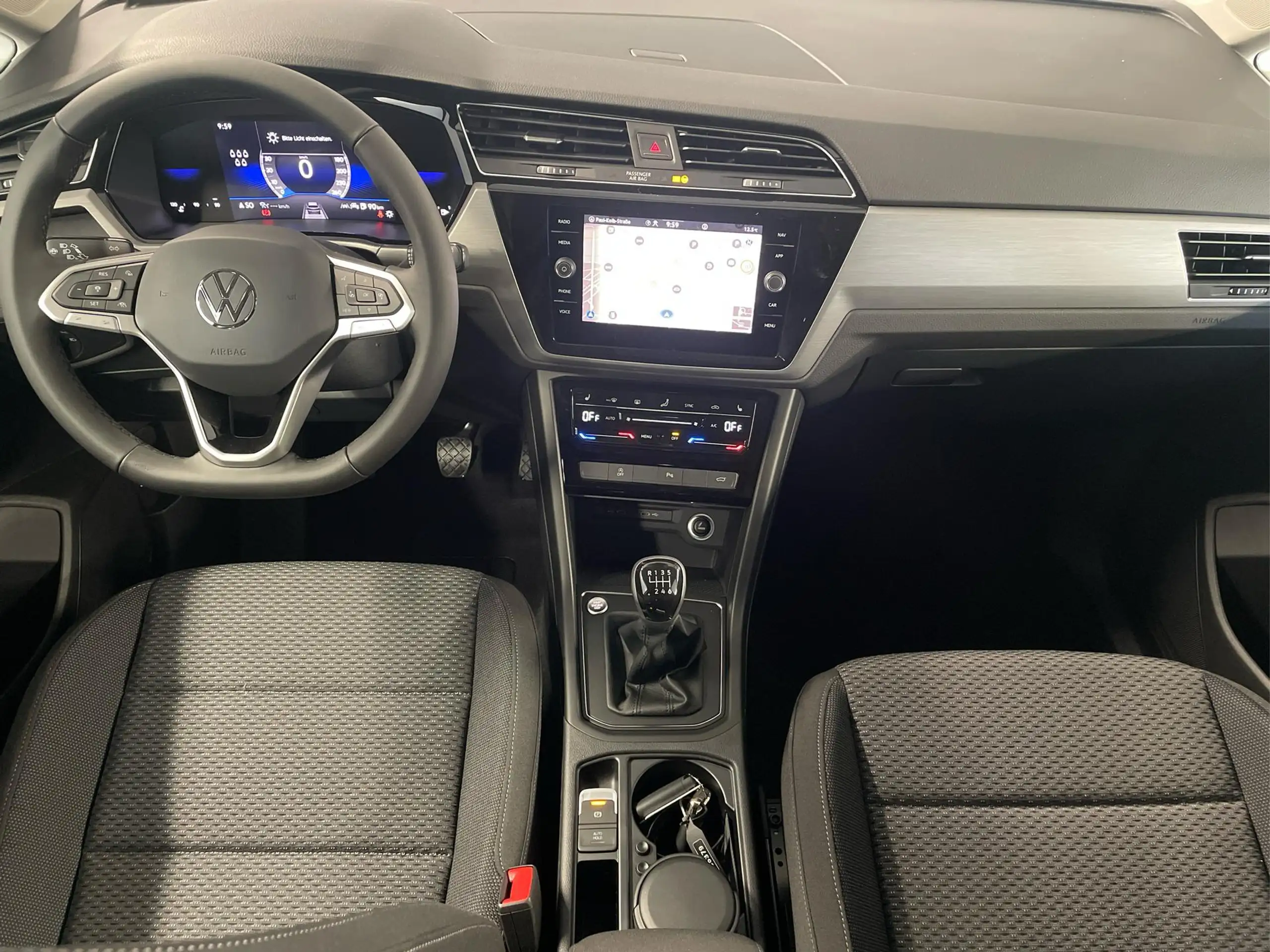 Volkswagen - Touran