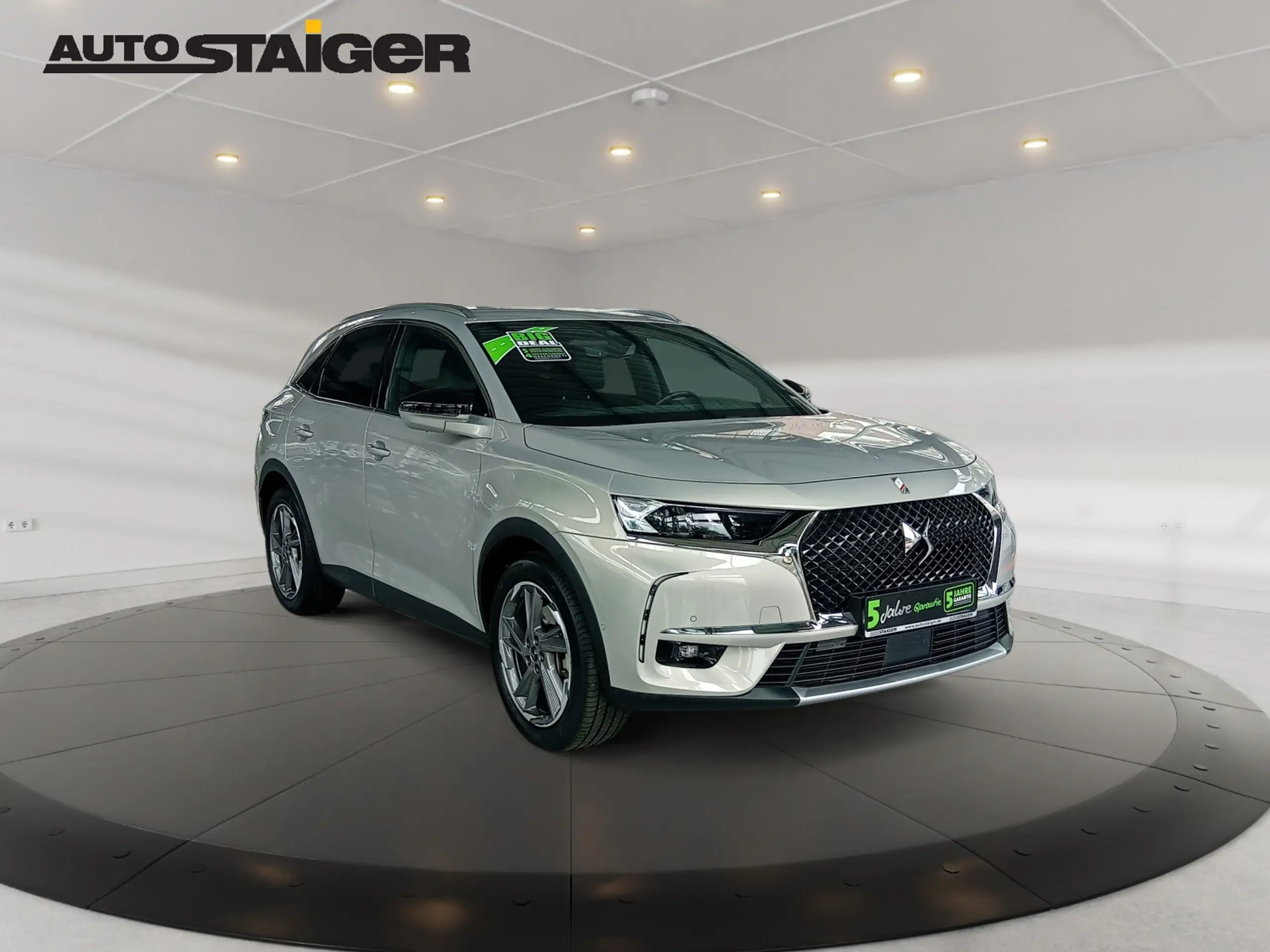 DS Automobiles - DS 7 Crossback