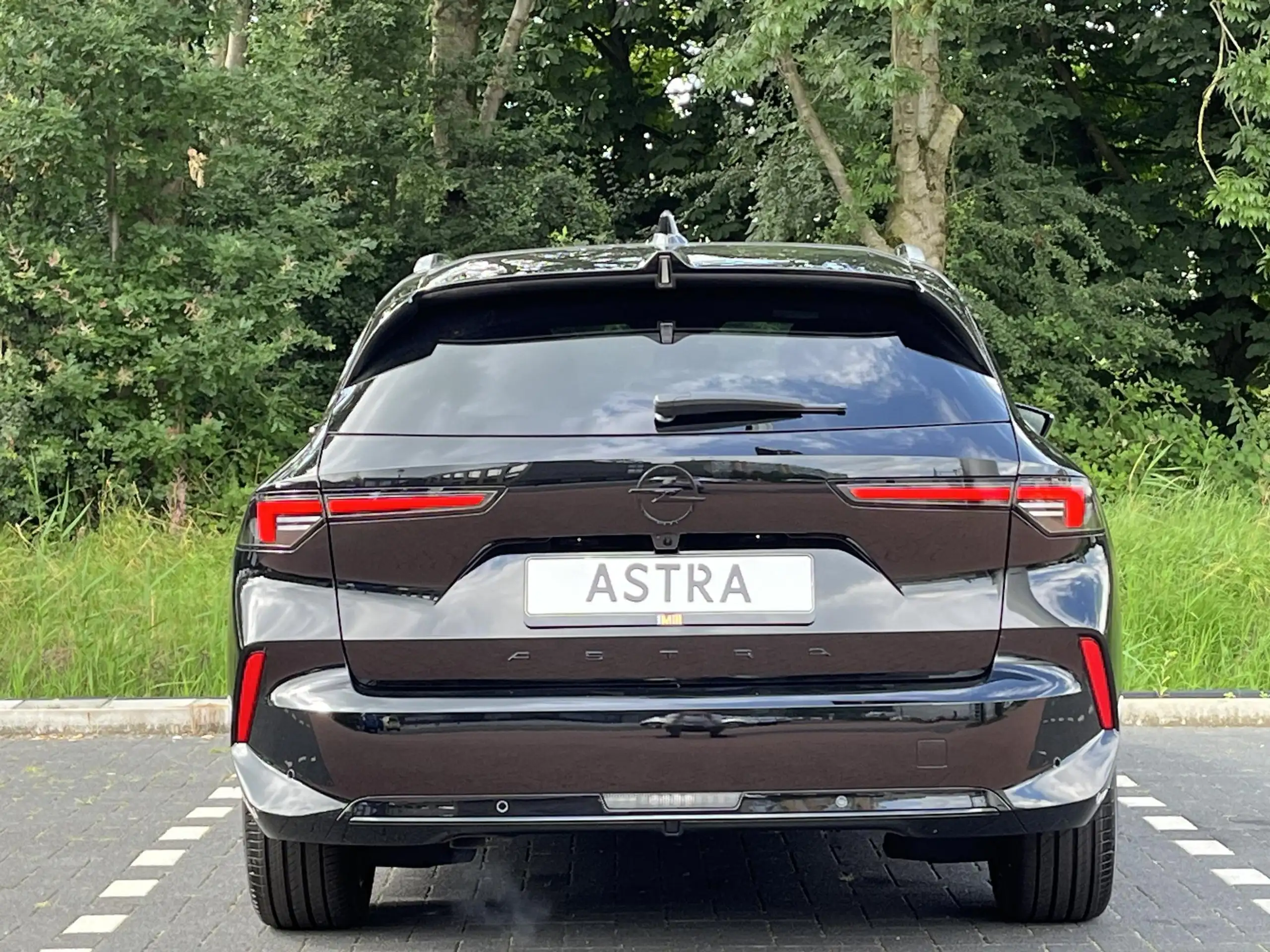 Opel - Astra