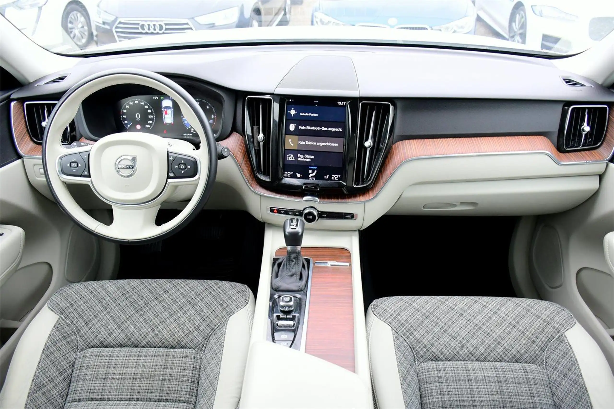 Volvo - XC60