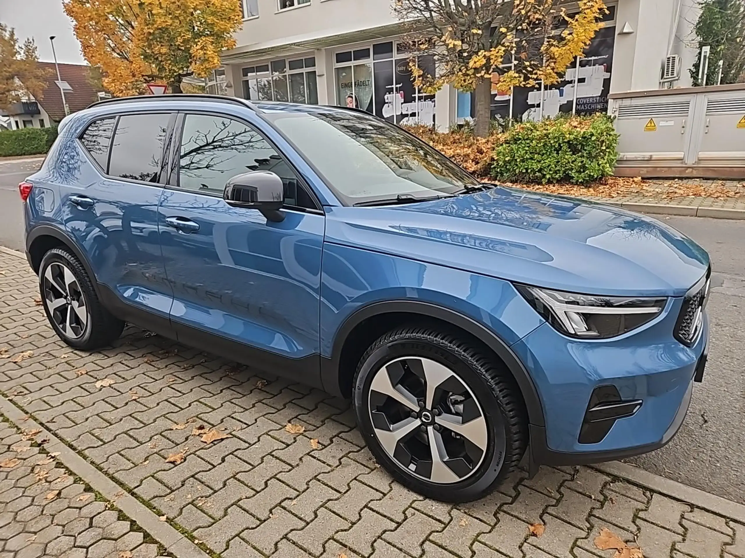 Volvo - XC40