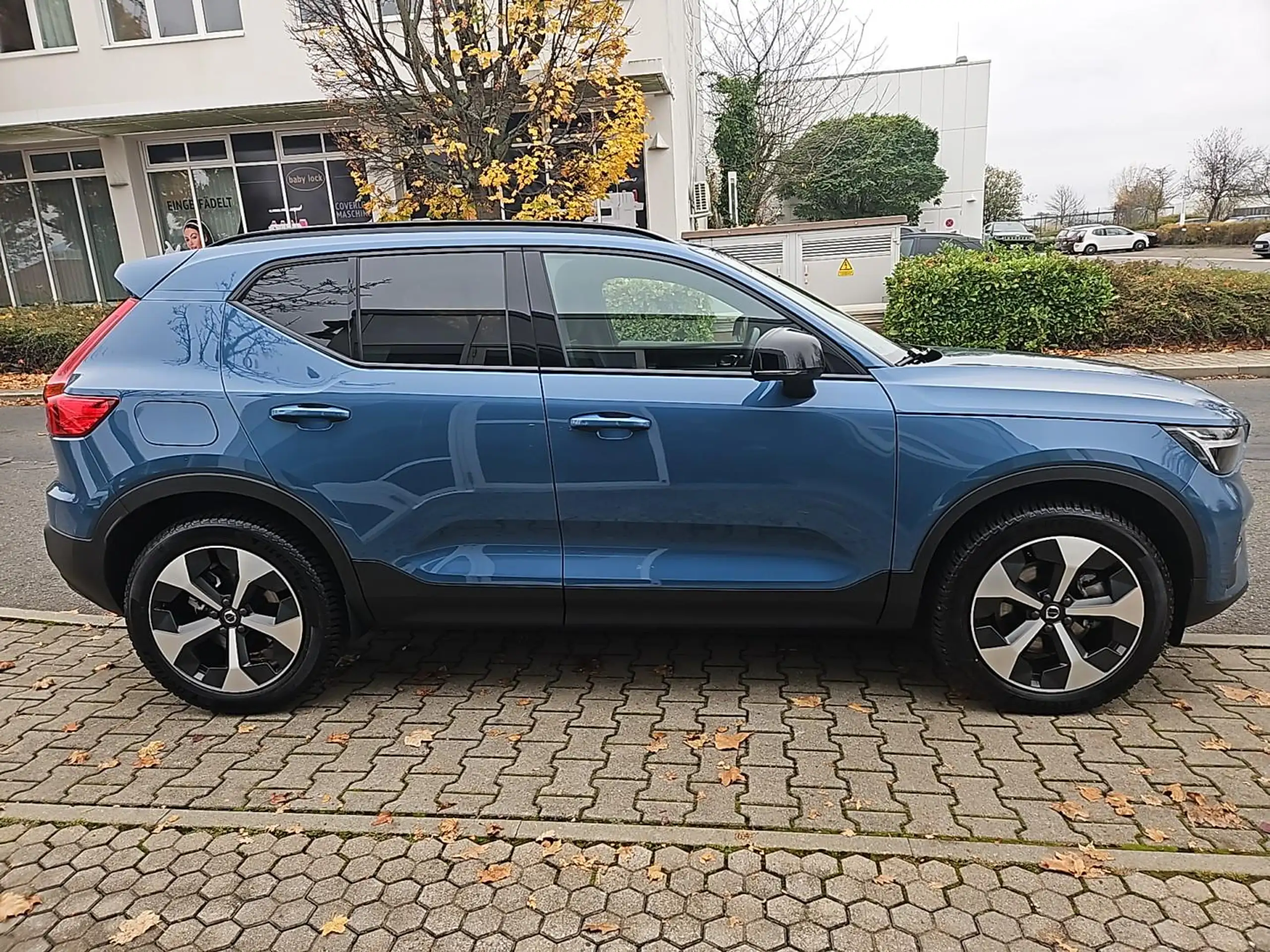 Volvo - XC40