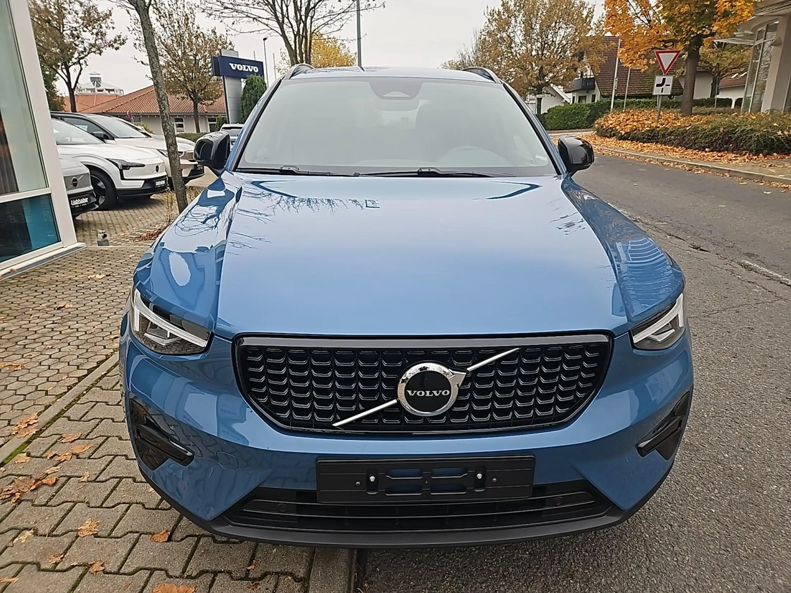 Volvo - XC40