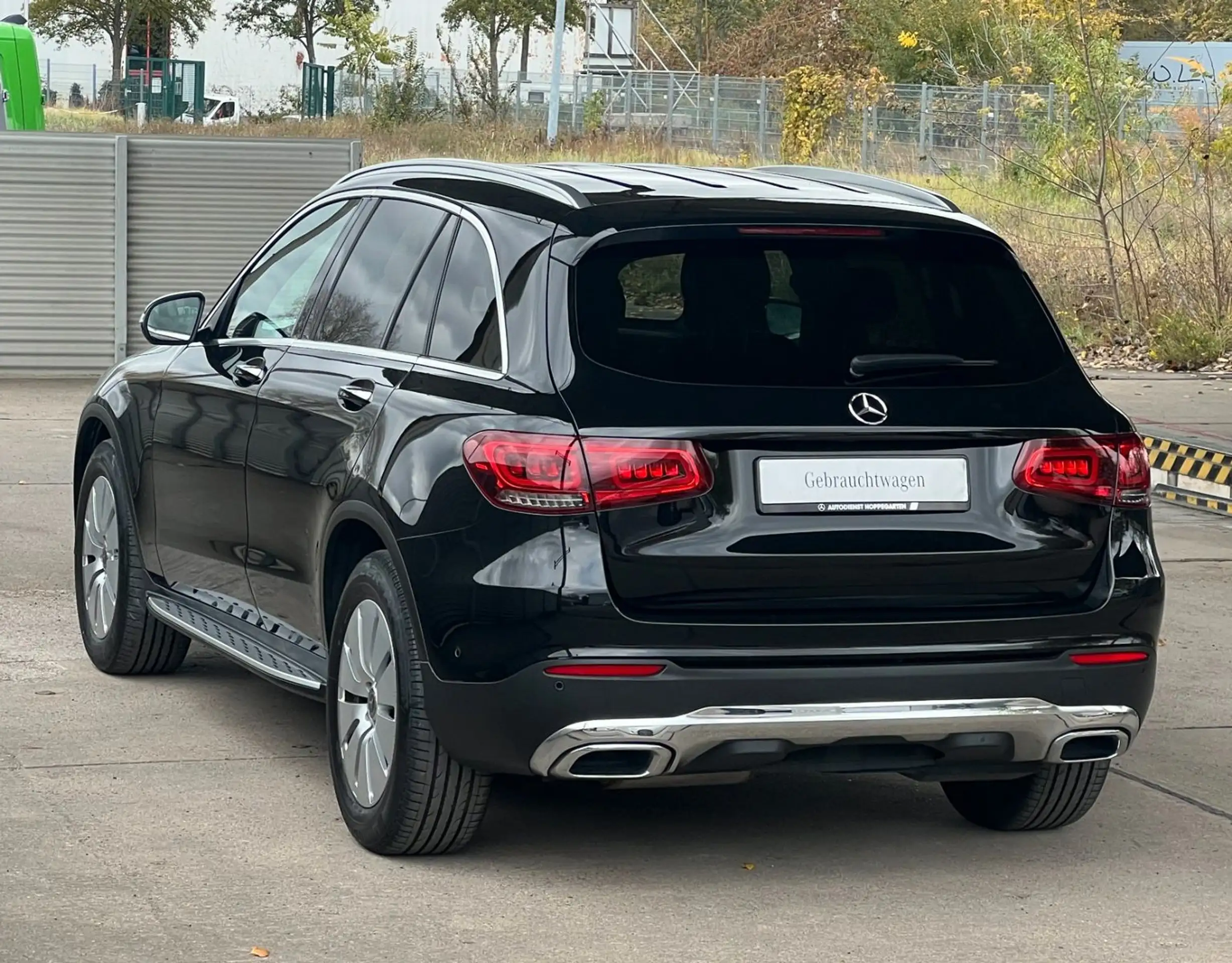 Mercedes-Benz - GLC 300