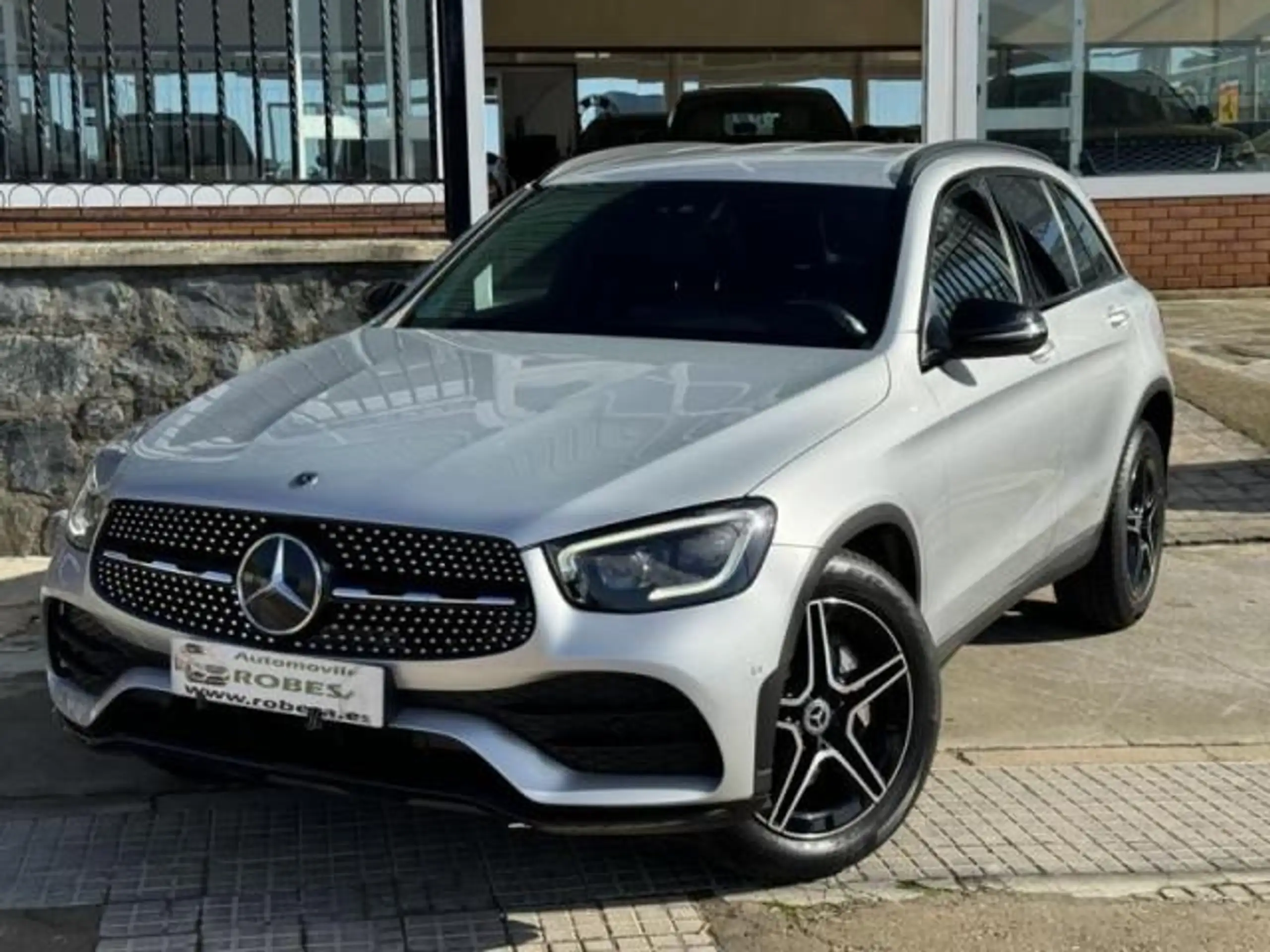 Mercedes-Benz - GLC 220