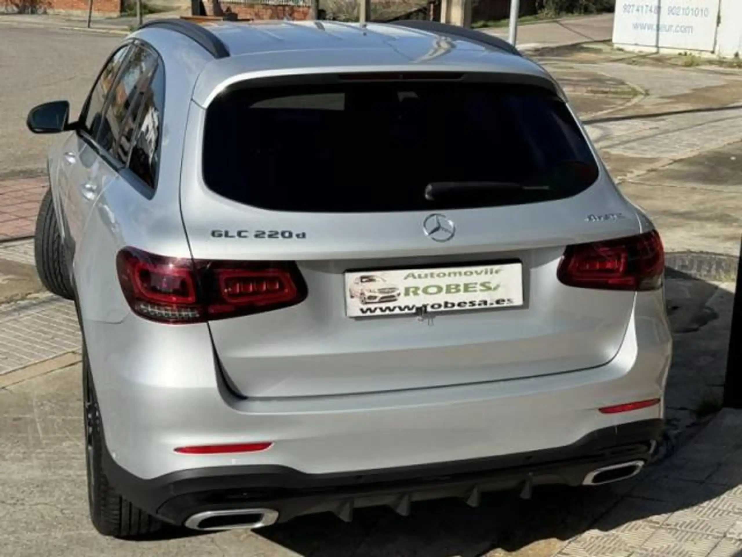 Mercedes-Benz - GLC 220