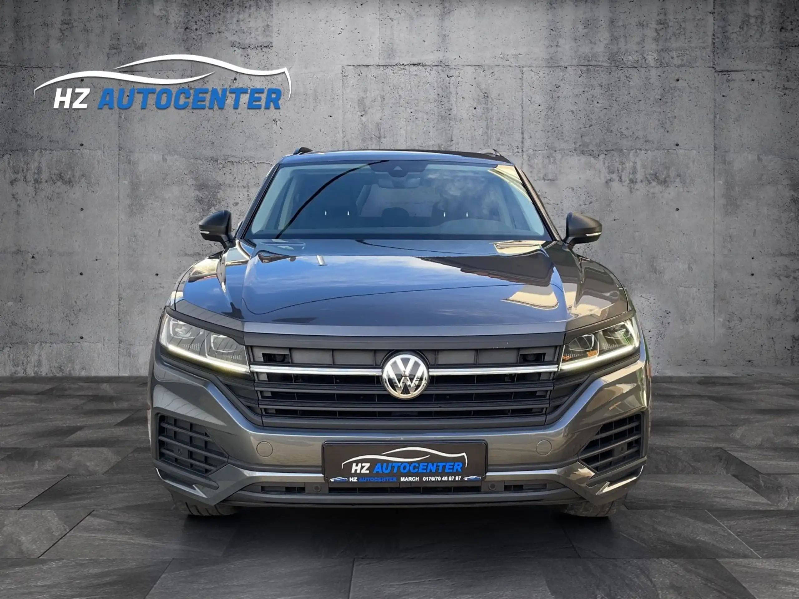 Volkswagen - Touareg