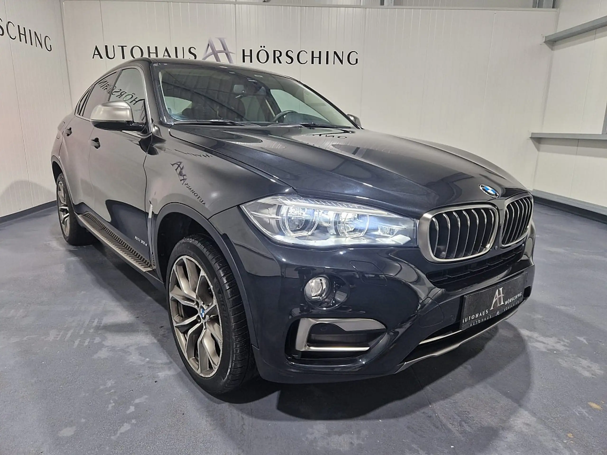 BMW - X6