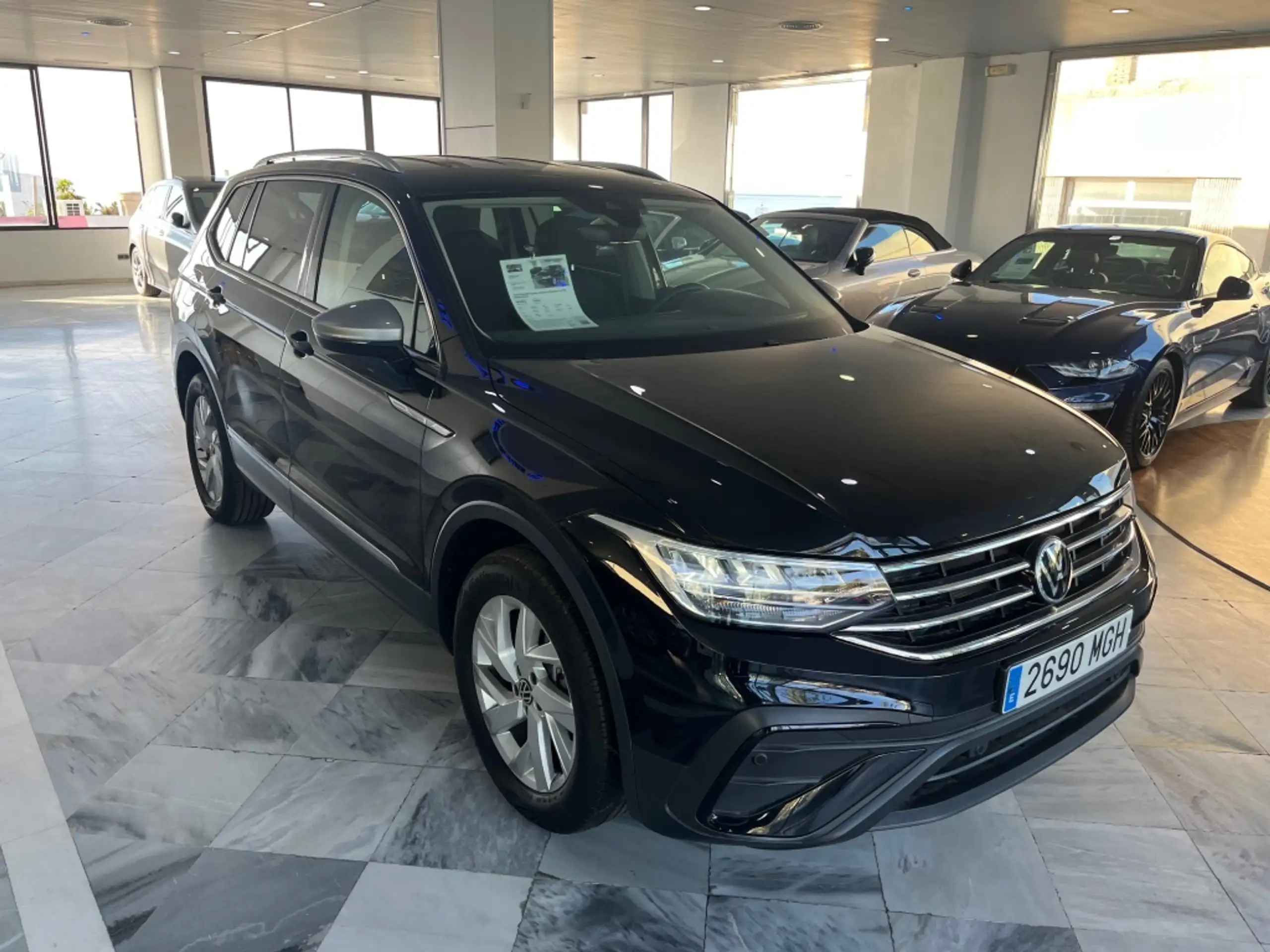 Volkswagen - Tiguan Allspace