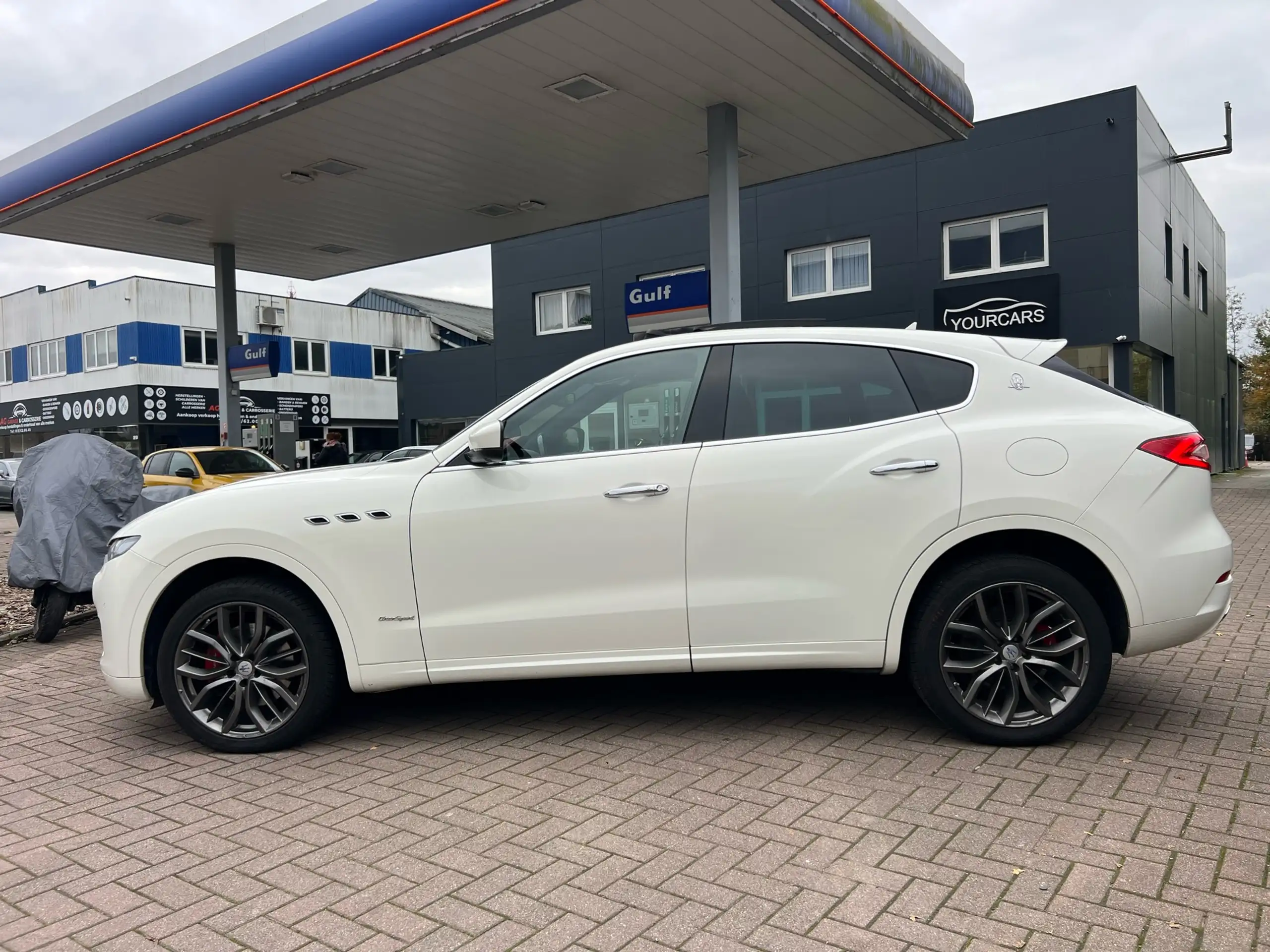 Maserati - Levante