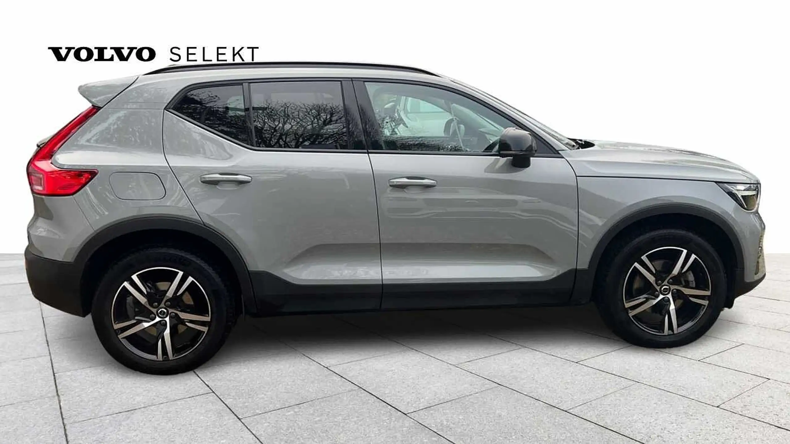 Volvo - XC40