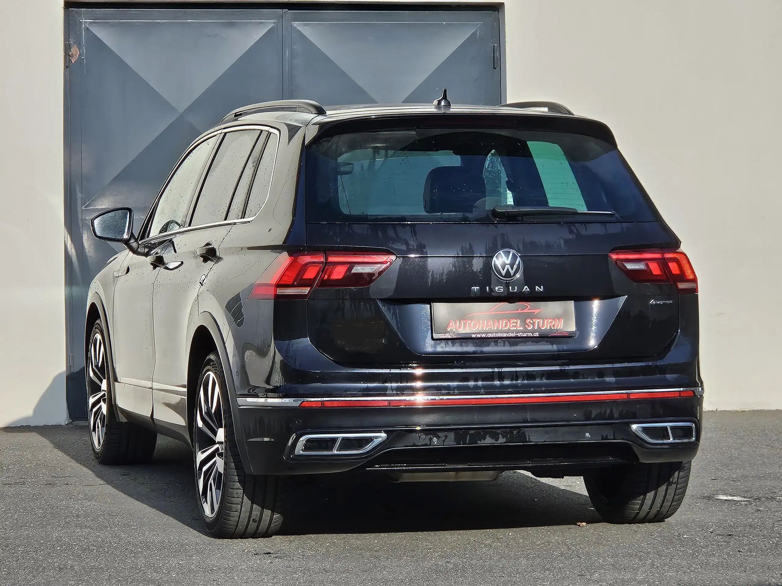 Volkswagen - Tiguan