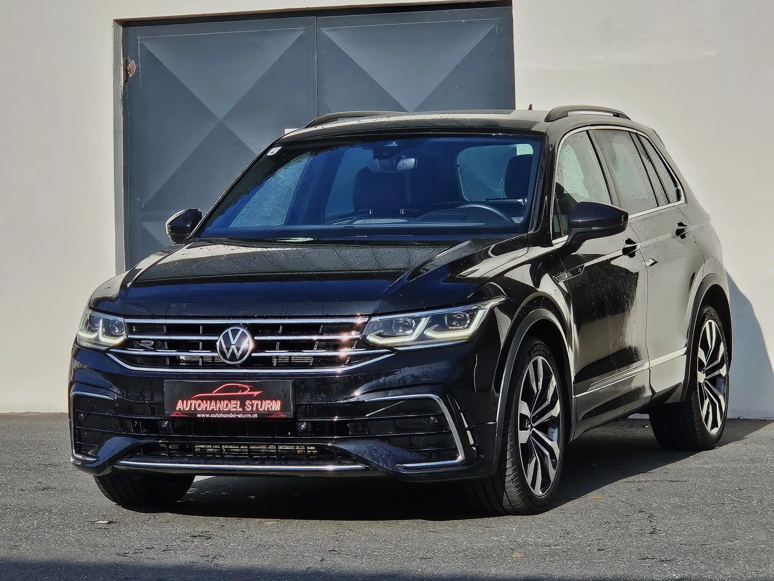 Volkswagen - Tiguan