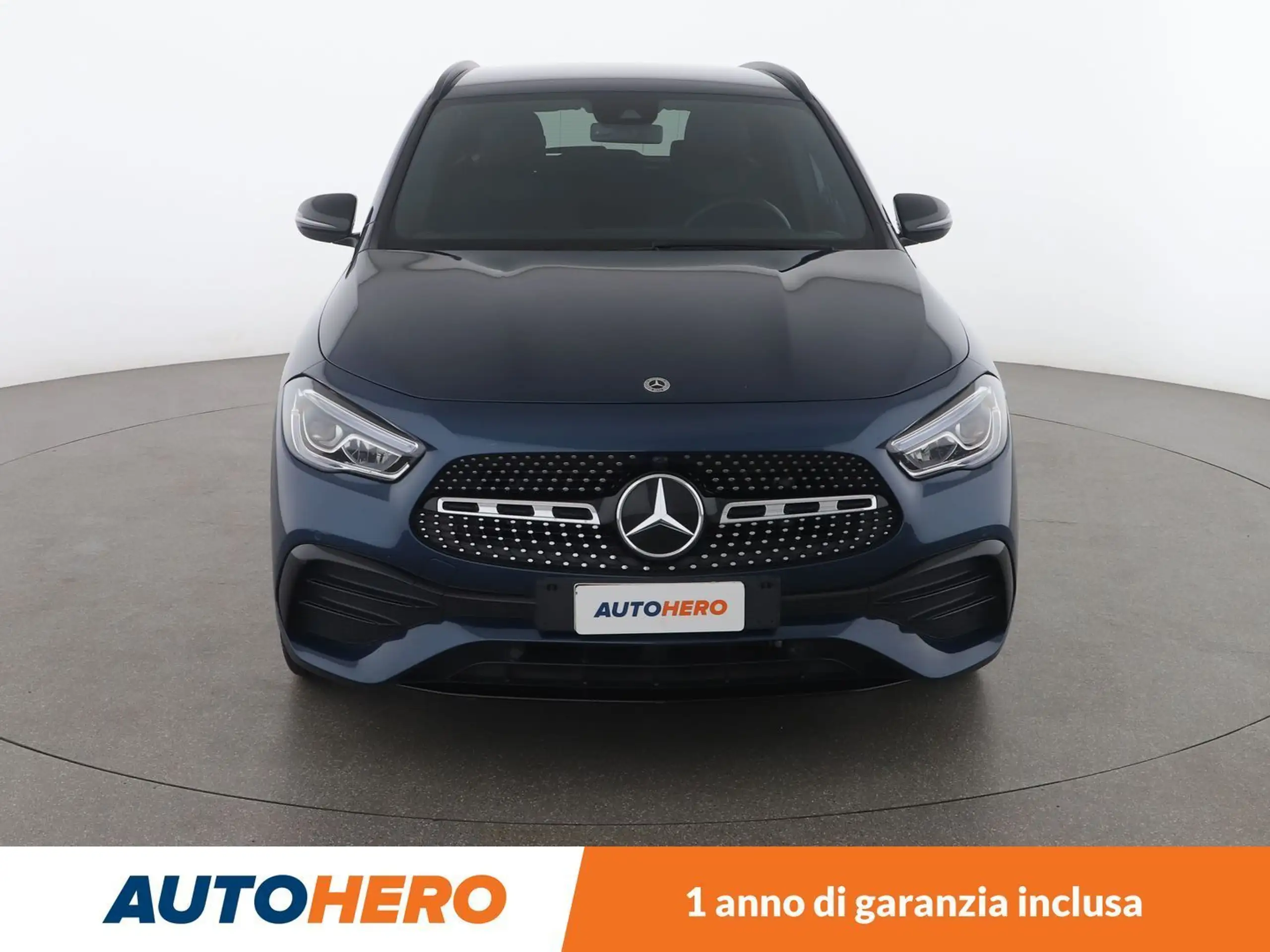 Mercedes-Benz - GLA 200