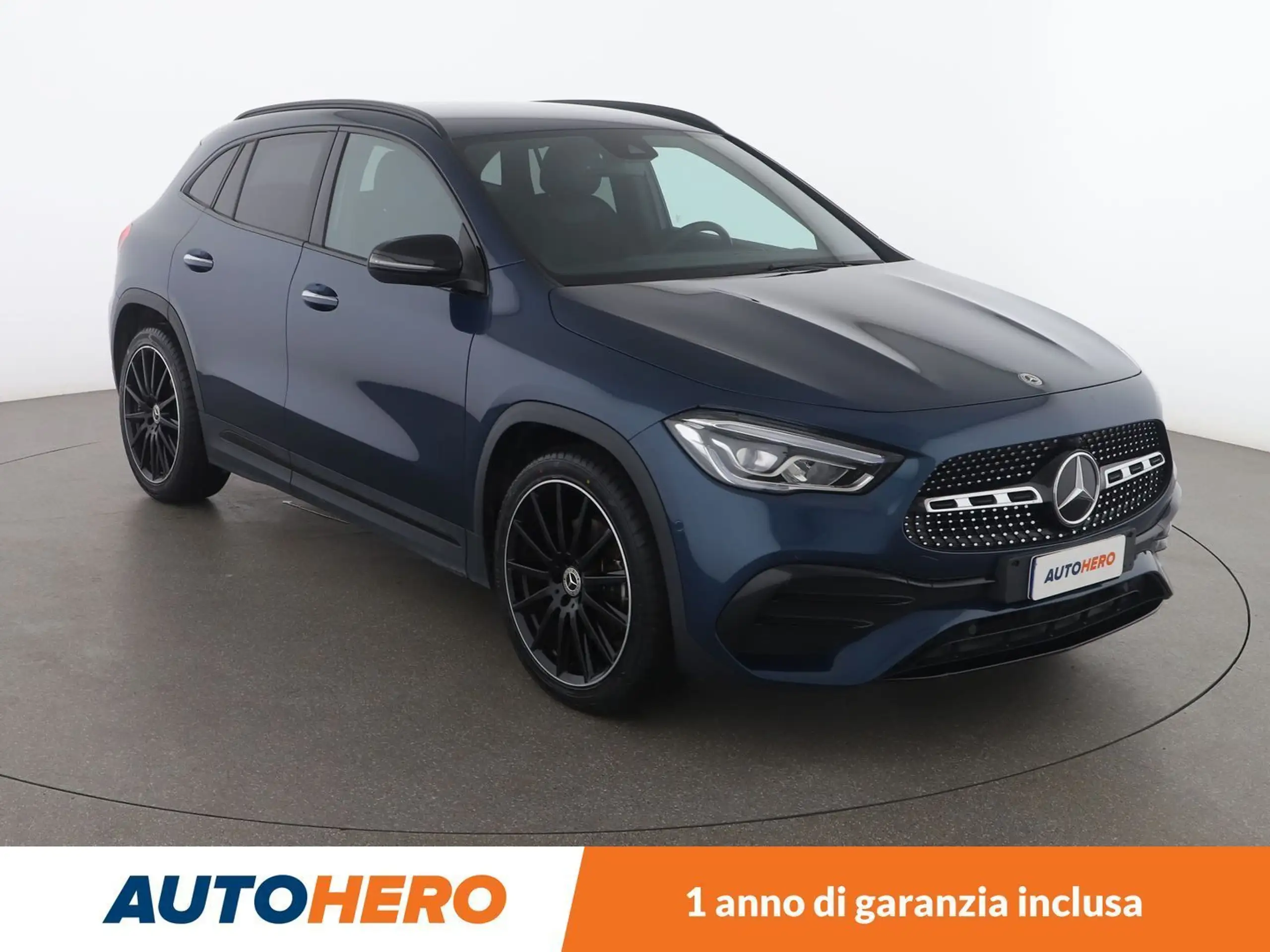 Mercedes-Benz - GLA 200