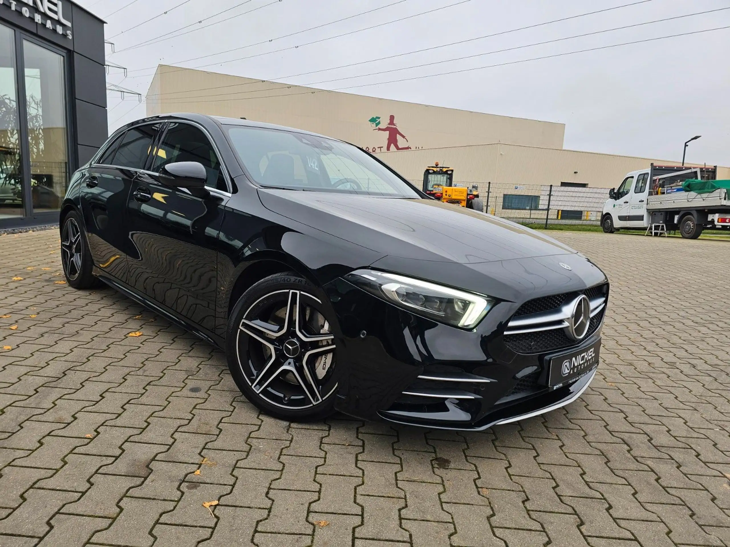 Mercedes-Benz - A 35 AMG