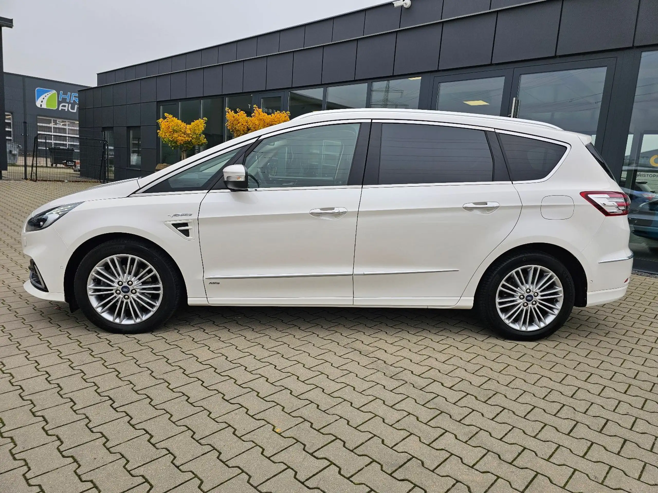 Ford - S-Max