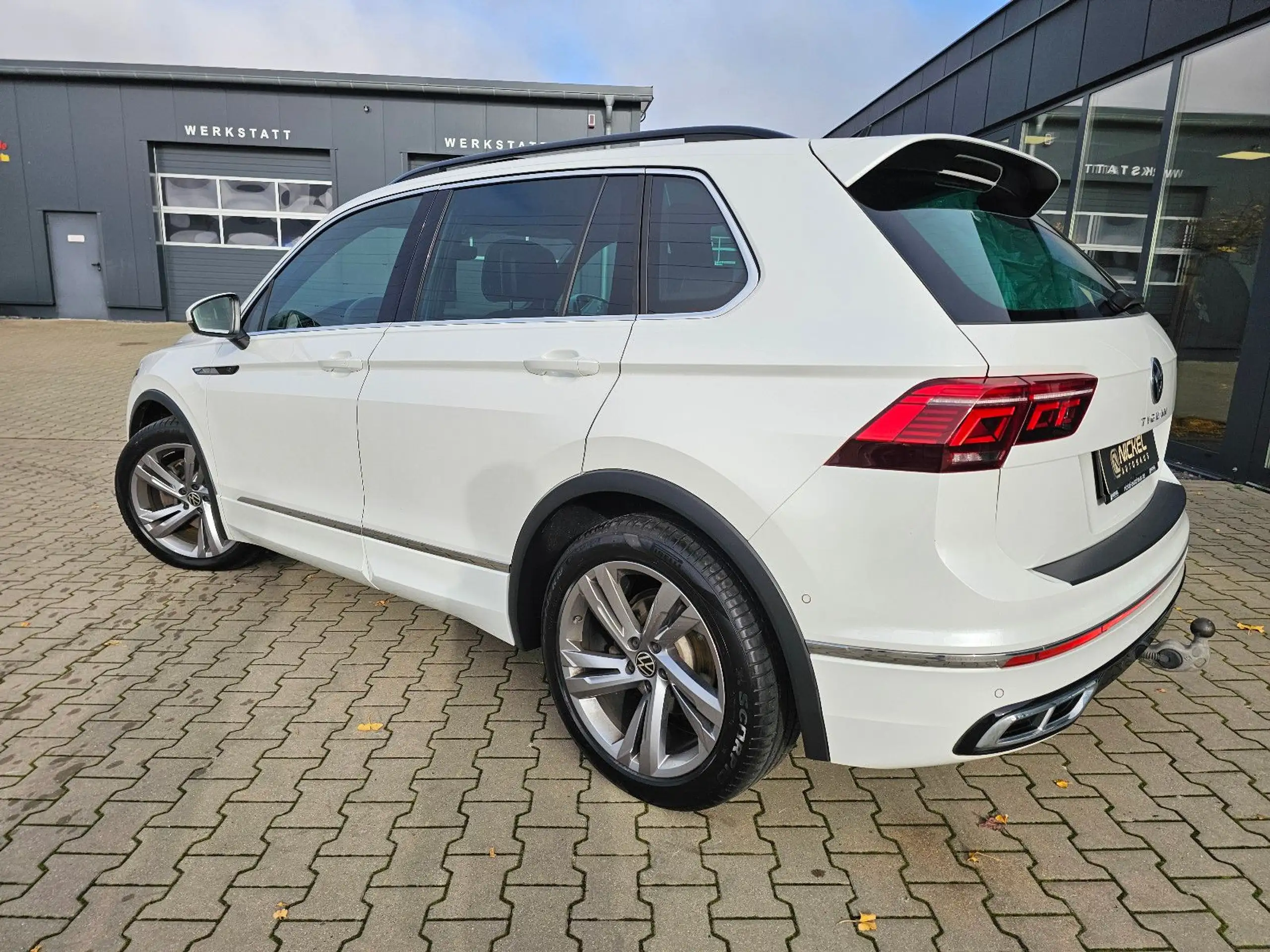 Volkswagen - Tiguan