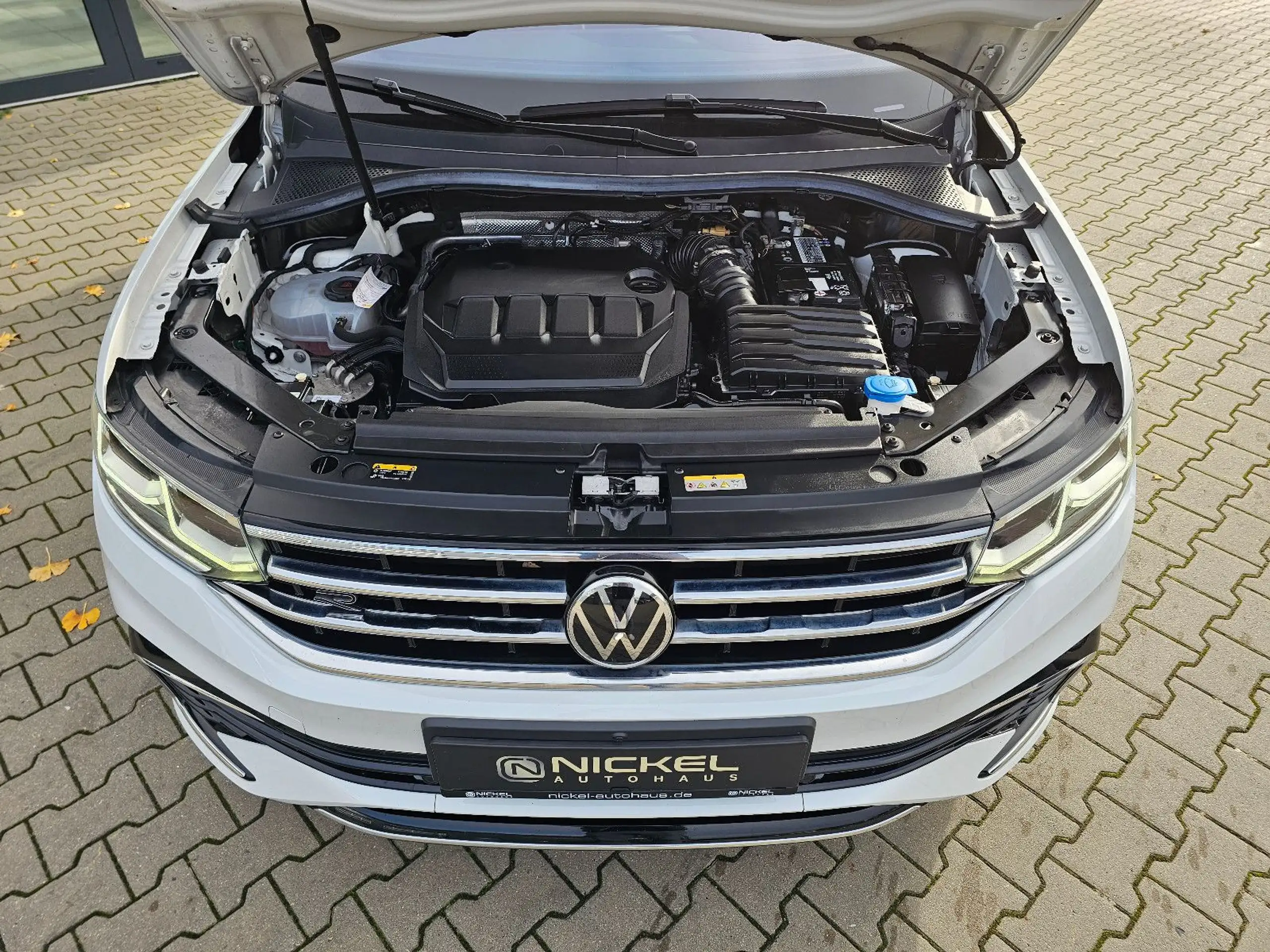 Volkswagen - Tiguan