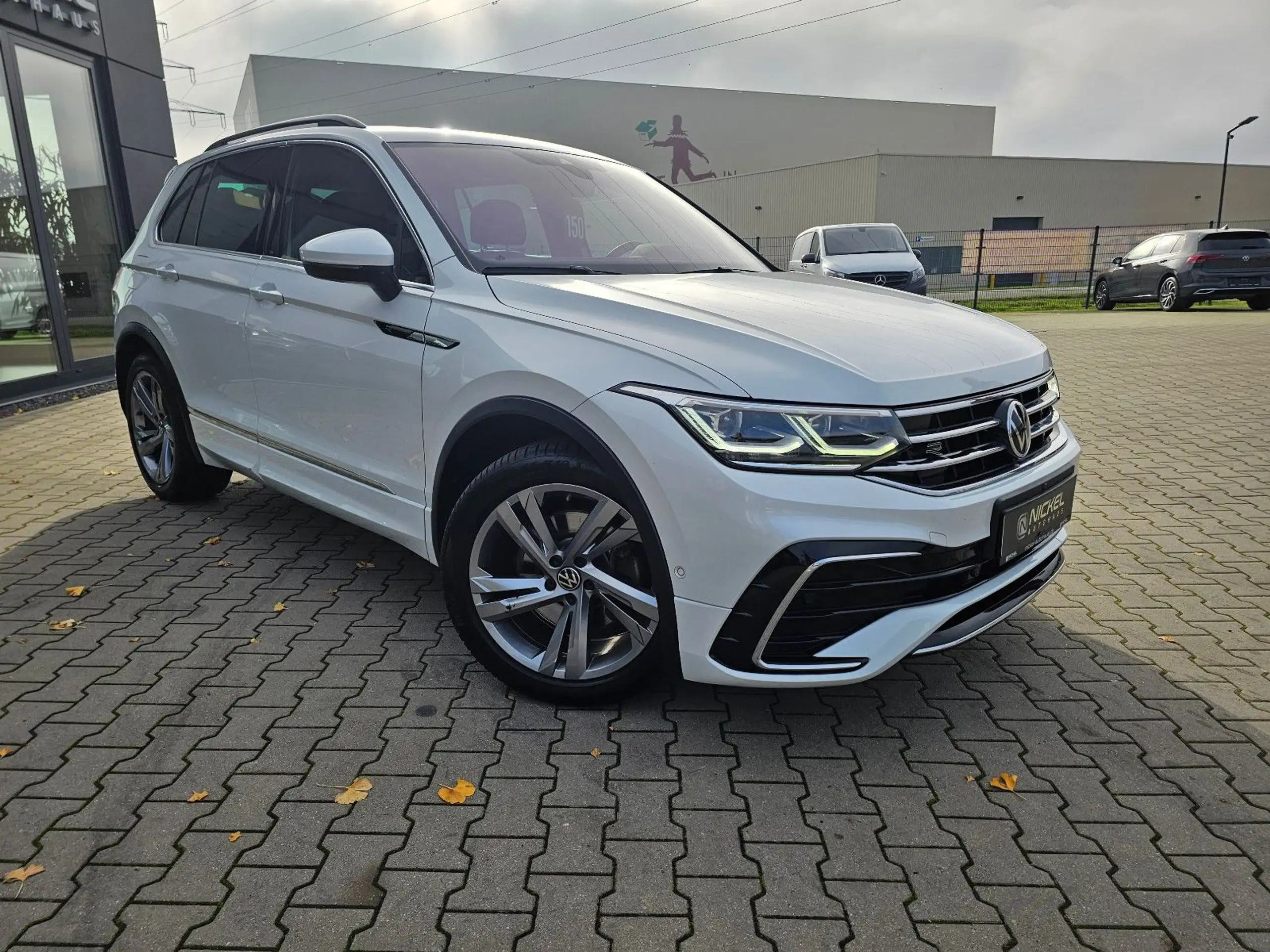 Volkswagen - Tiguan