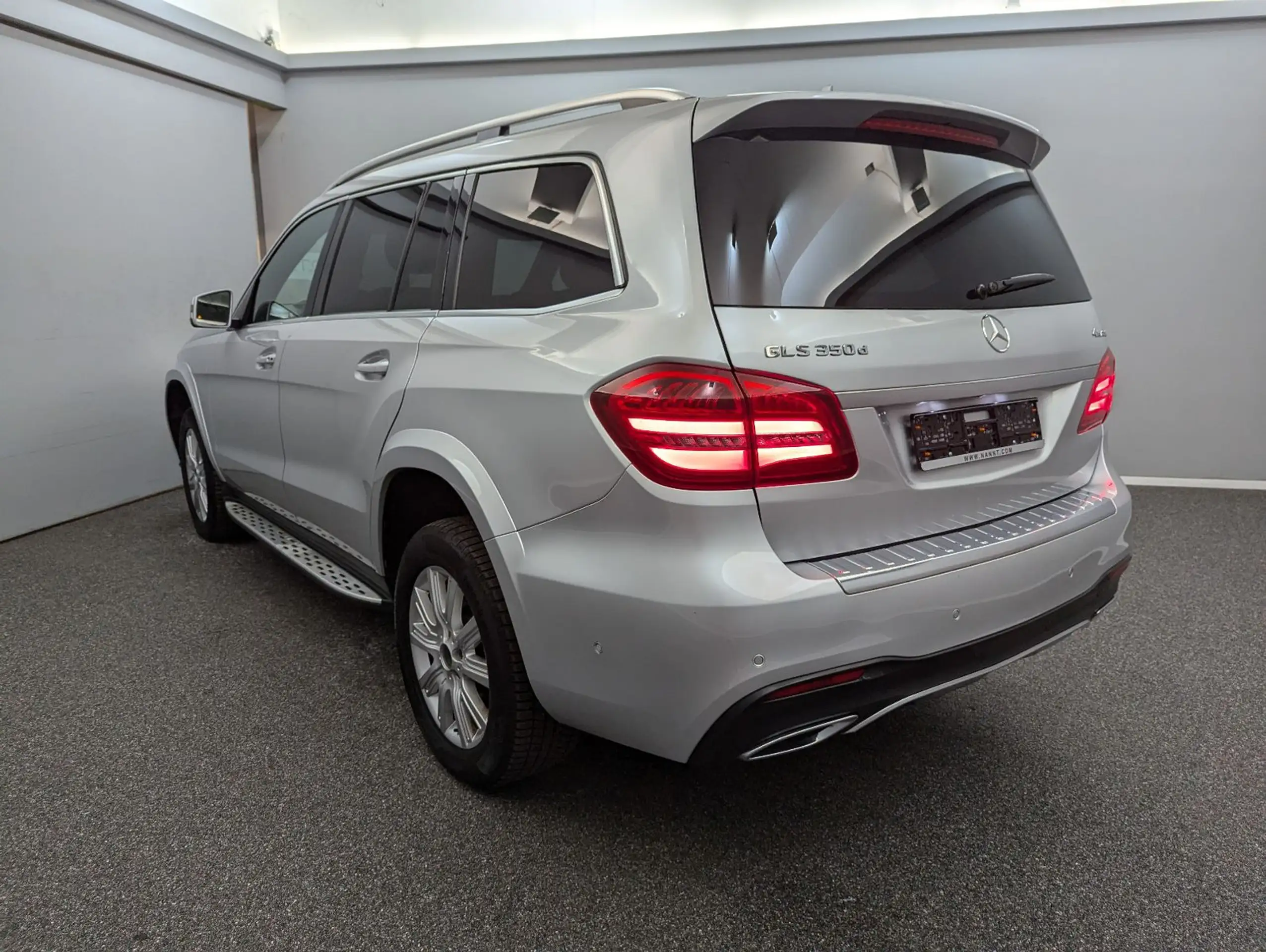 Mercedes-Benz - GLS 350