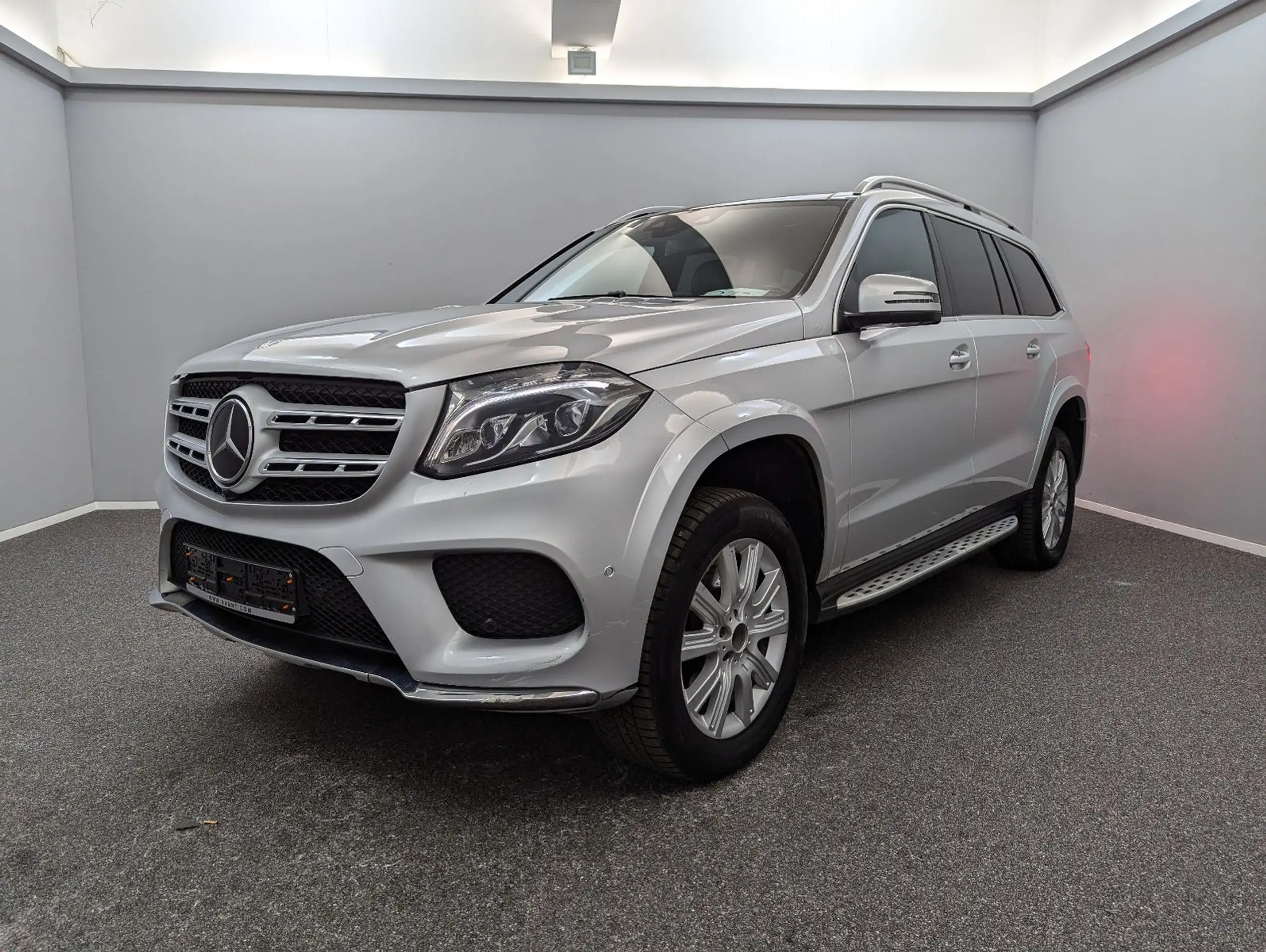 Mercedes-Benz - GLS 350