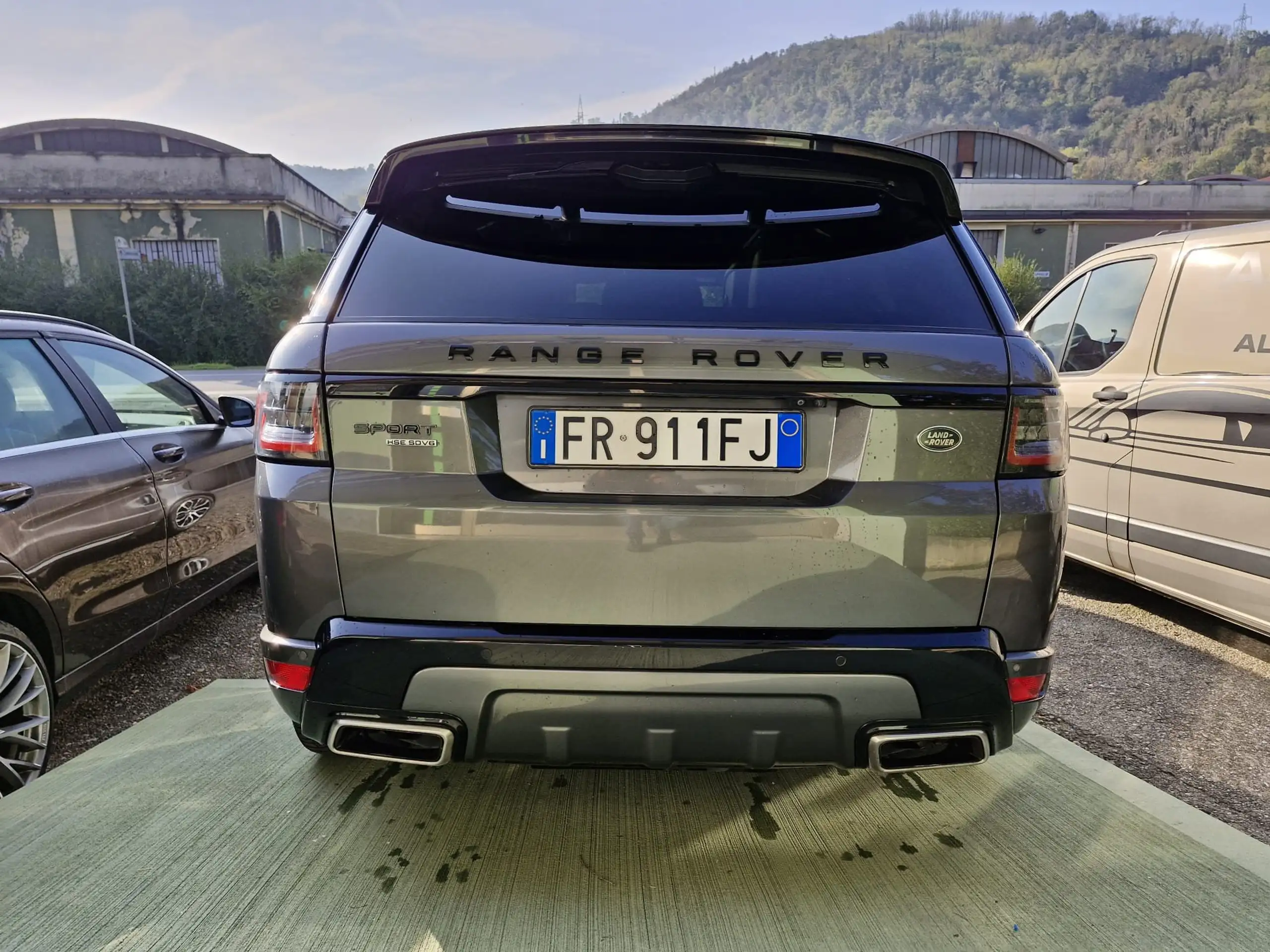 Land Rover - Range Rover Sport