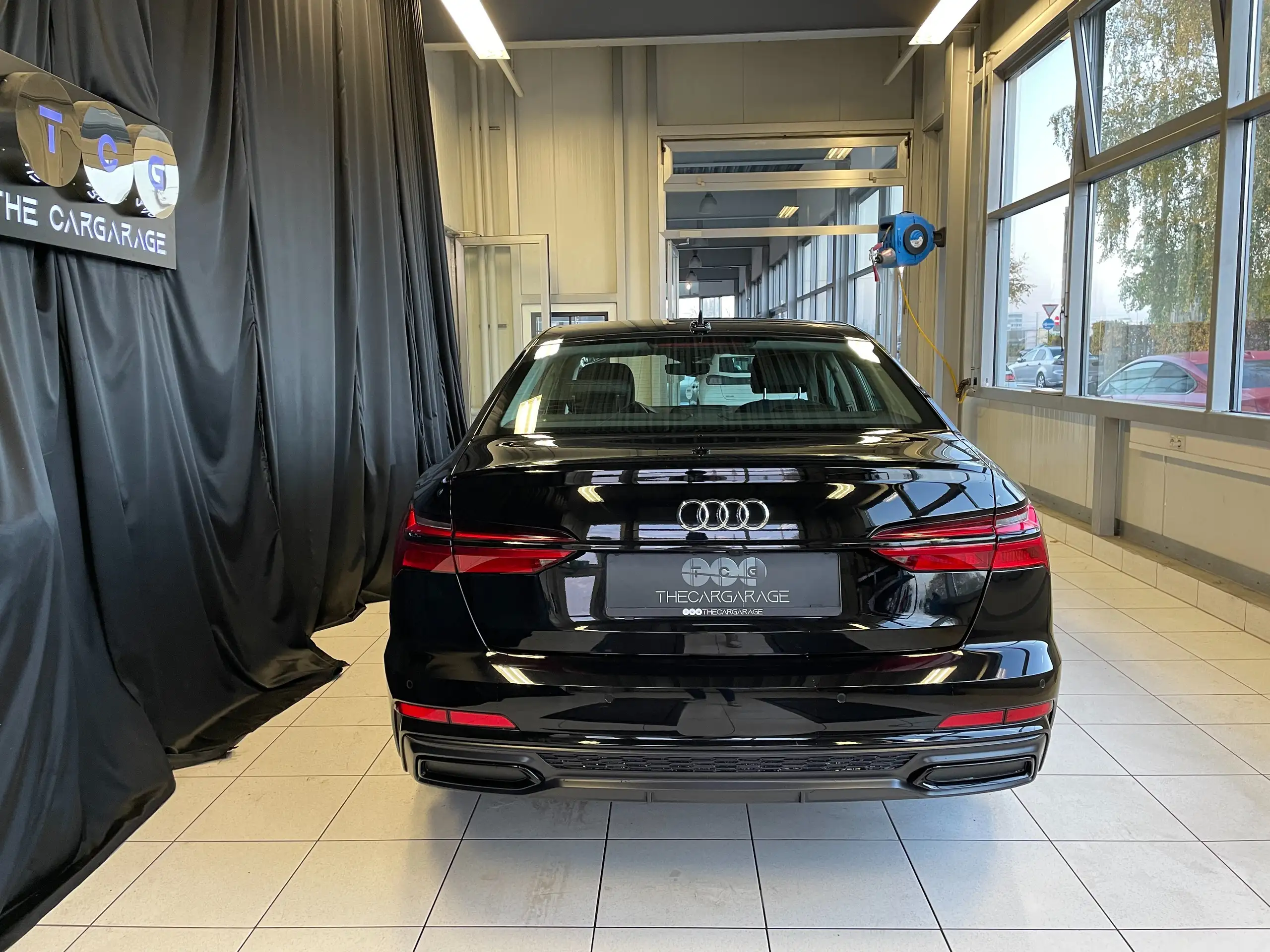 Audi - A6