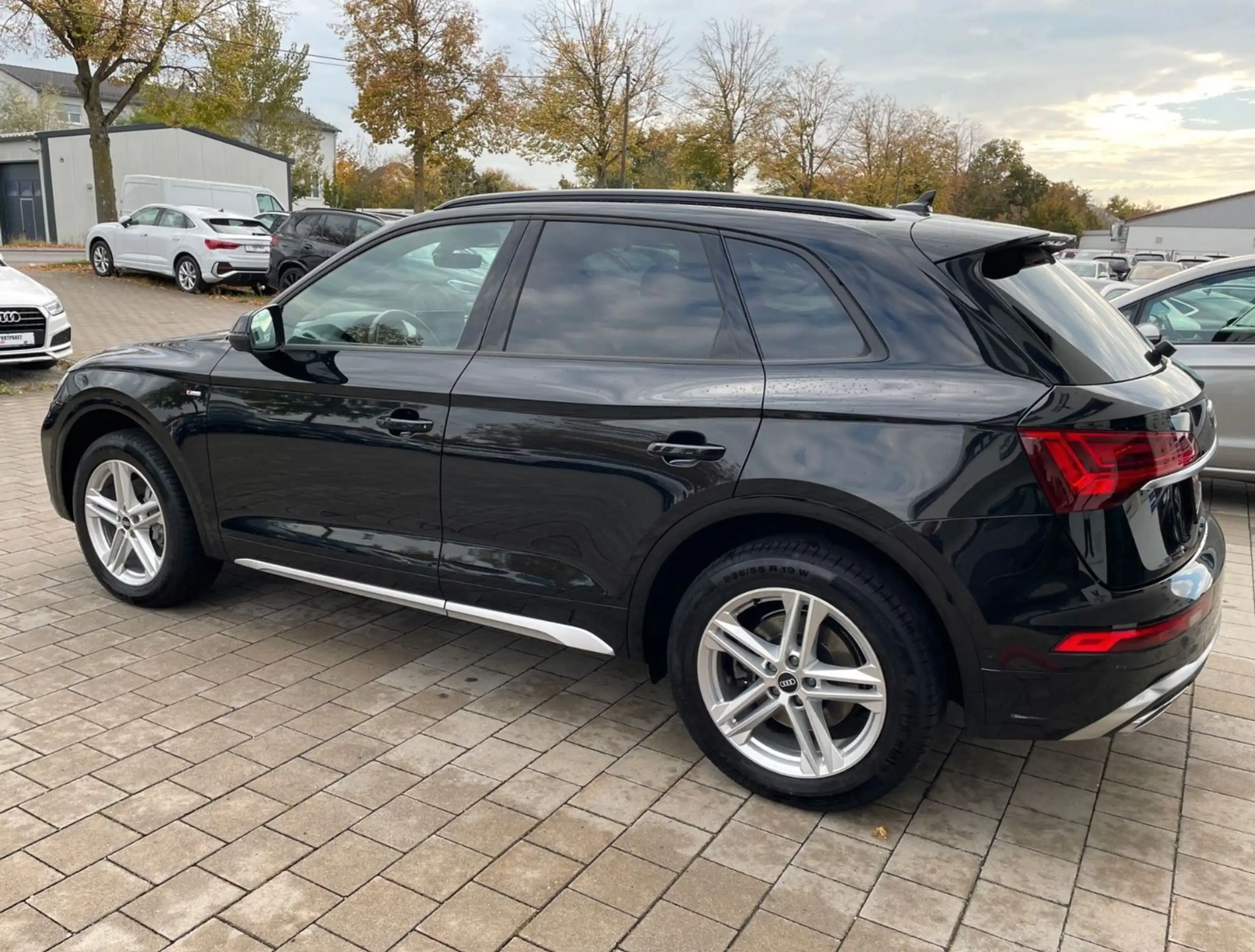 Audi - Q5