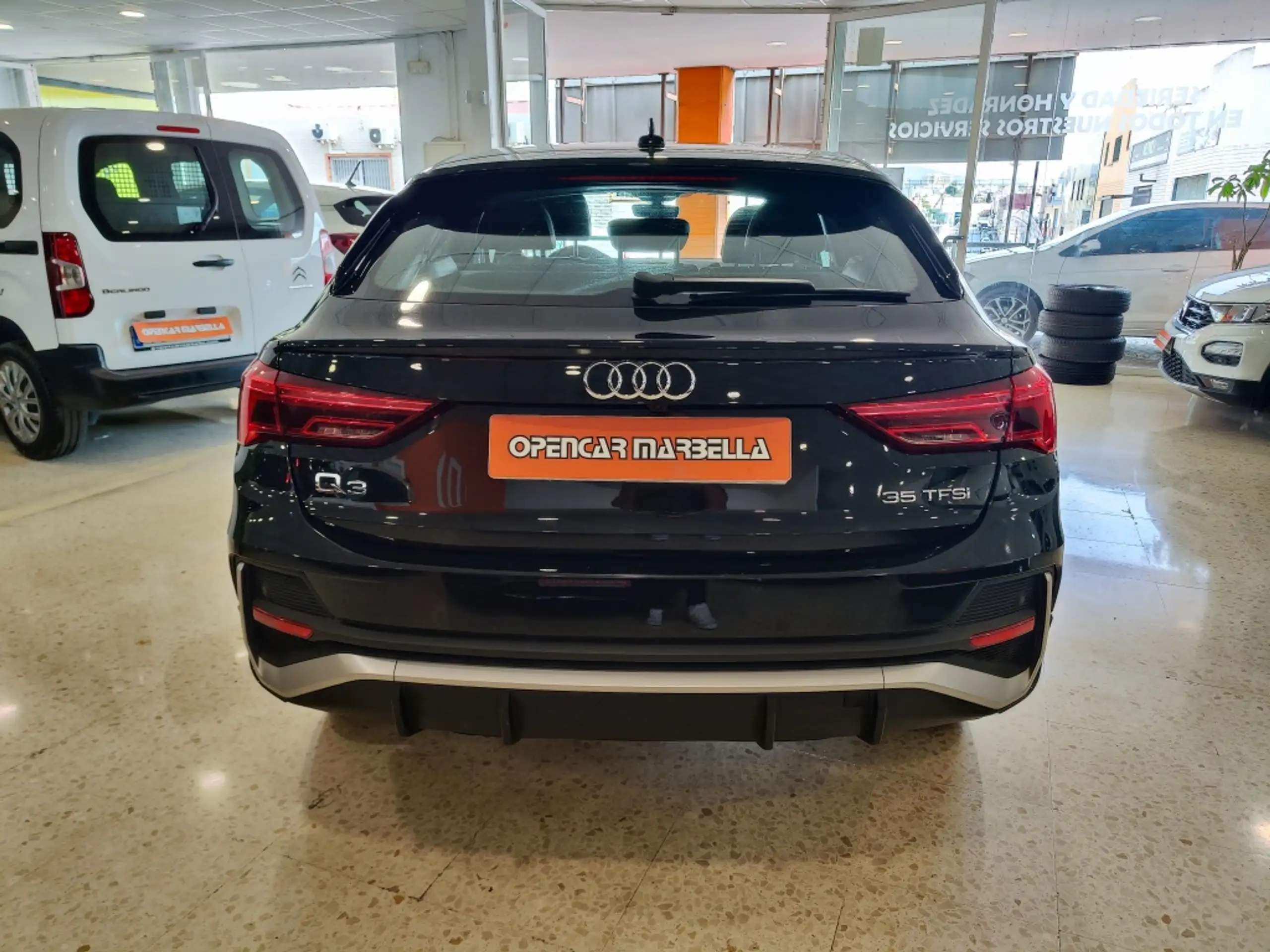 Audi - Q3