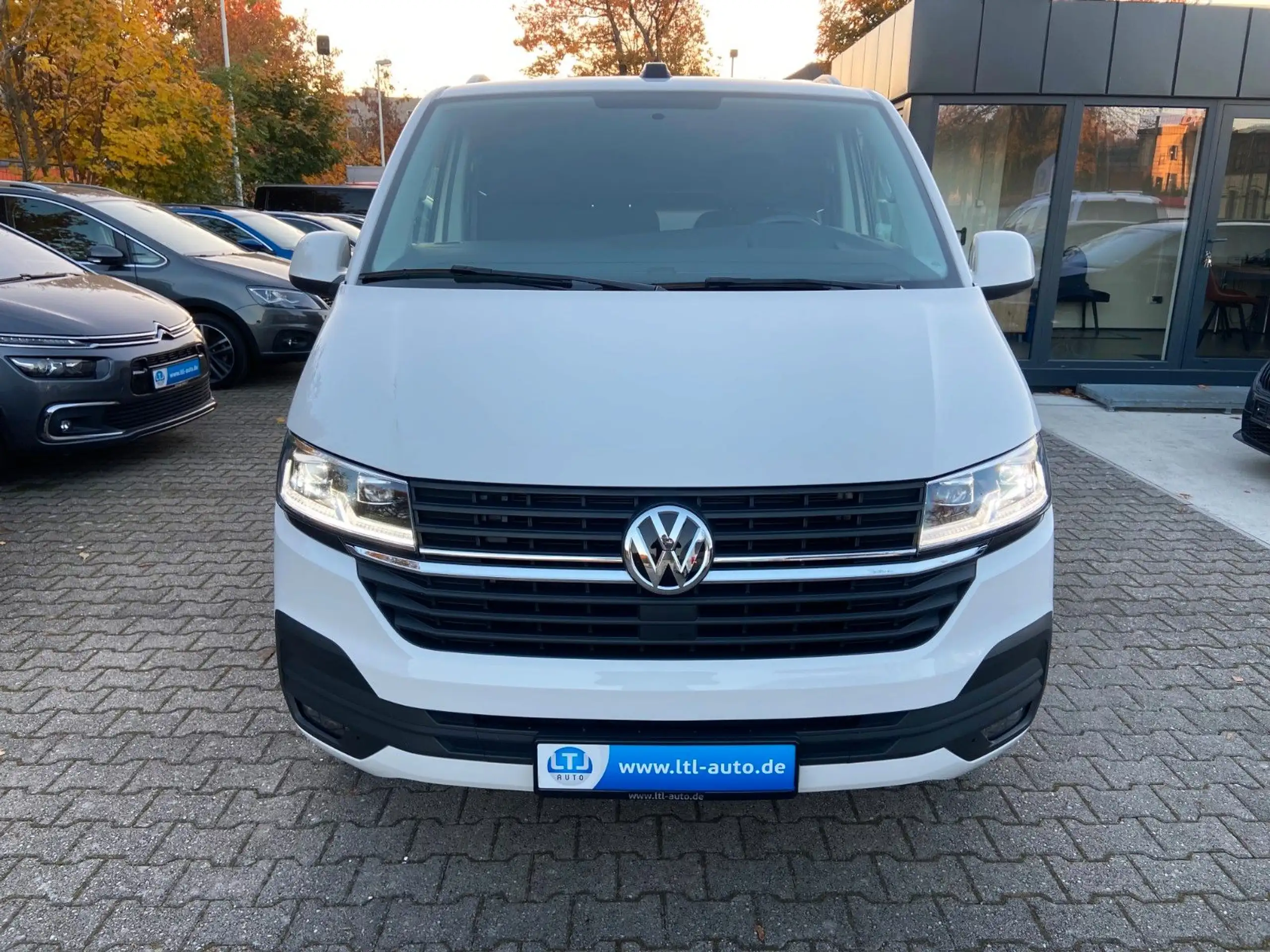 Volkswagen - T6 Transporter