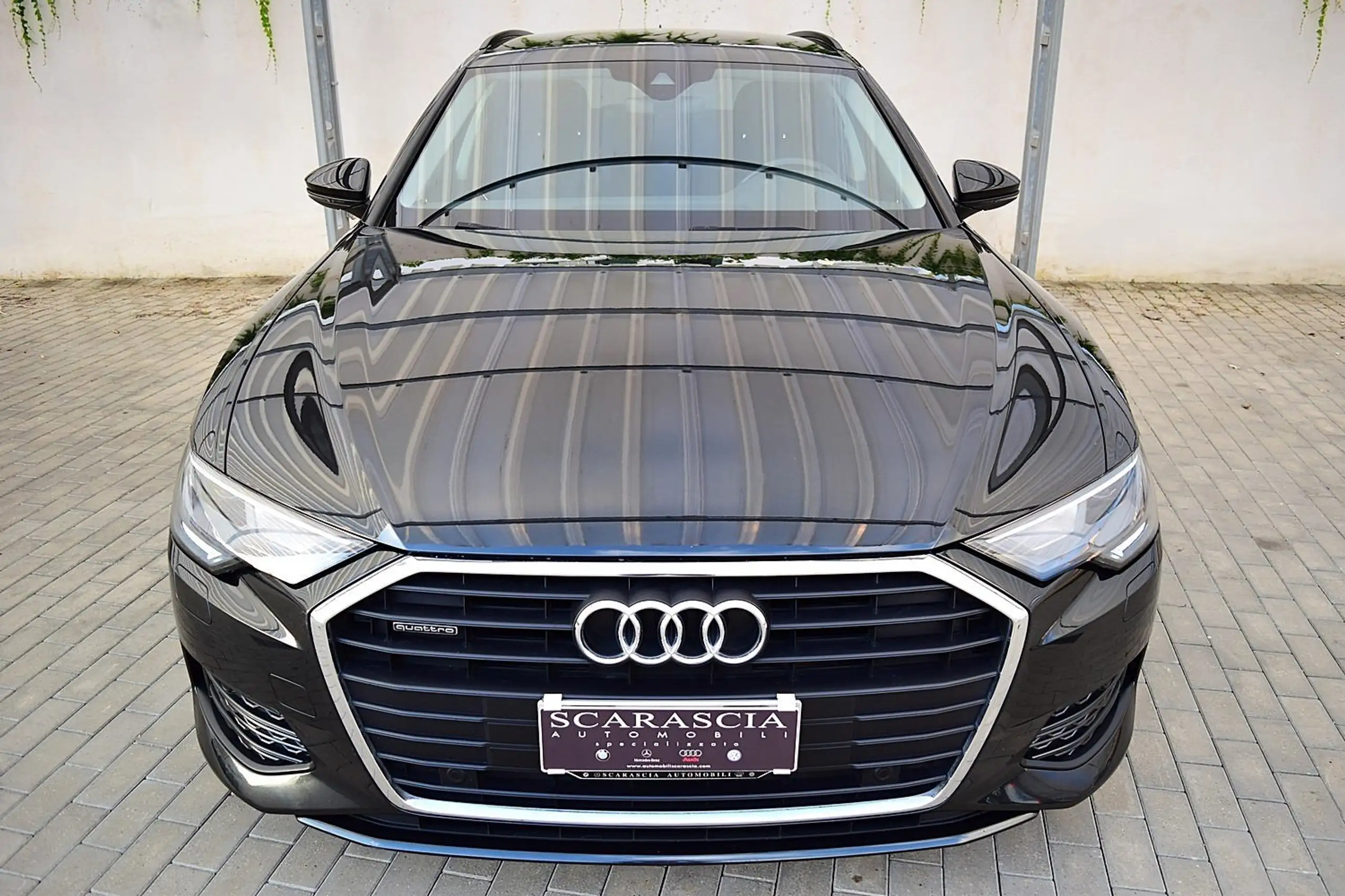 Audi - A6