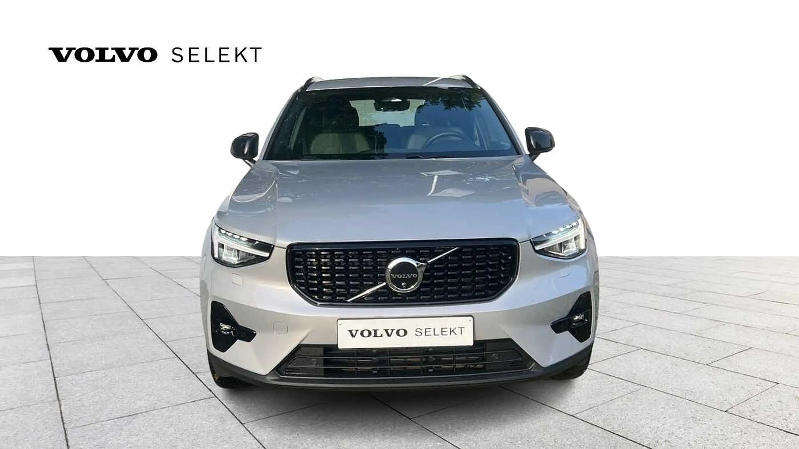 Volvo - XC40