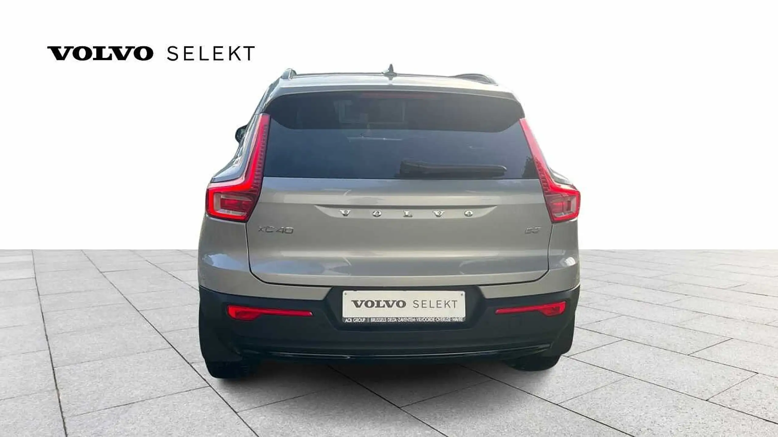 Volvo - XC40