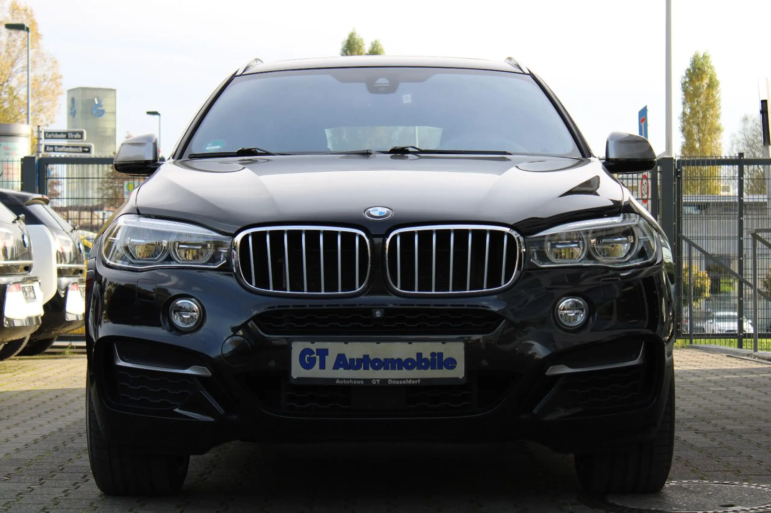 BMW - X6 M