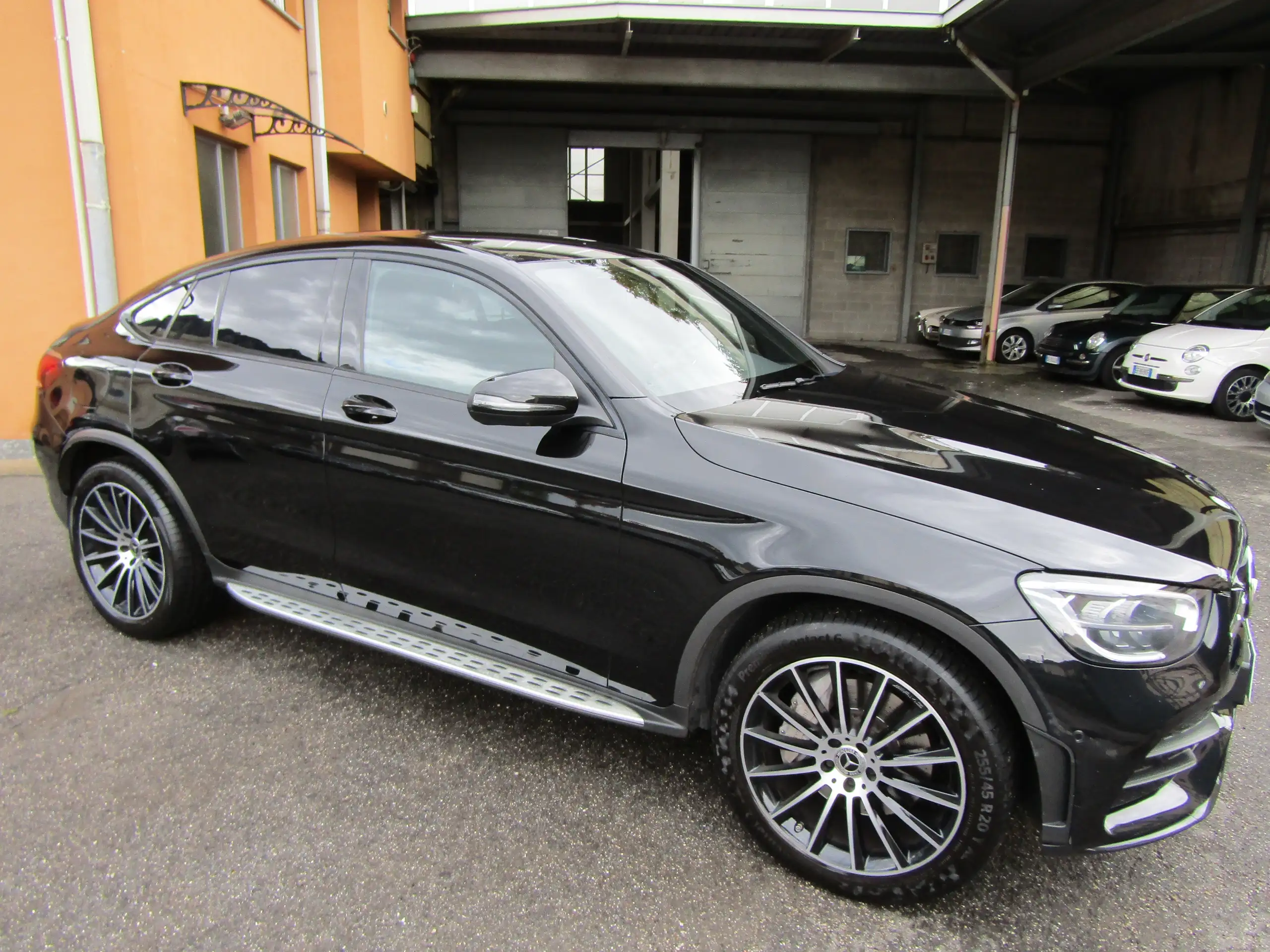 Mercedes-Benz - GLC 220