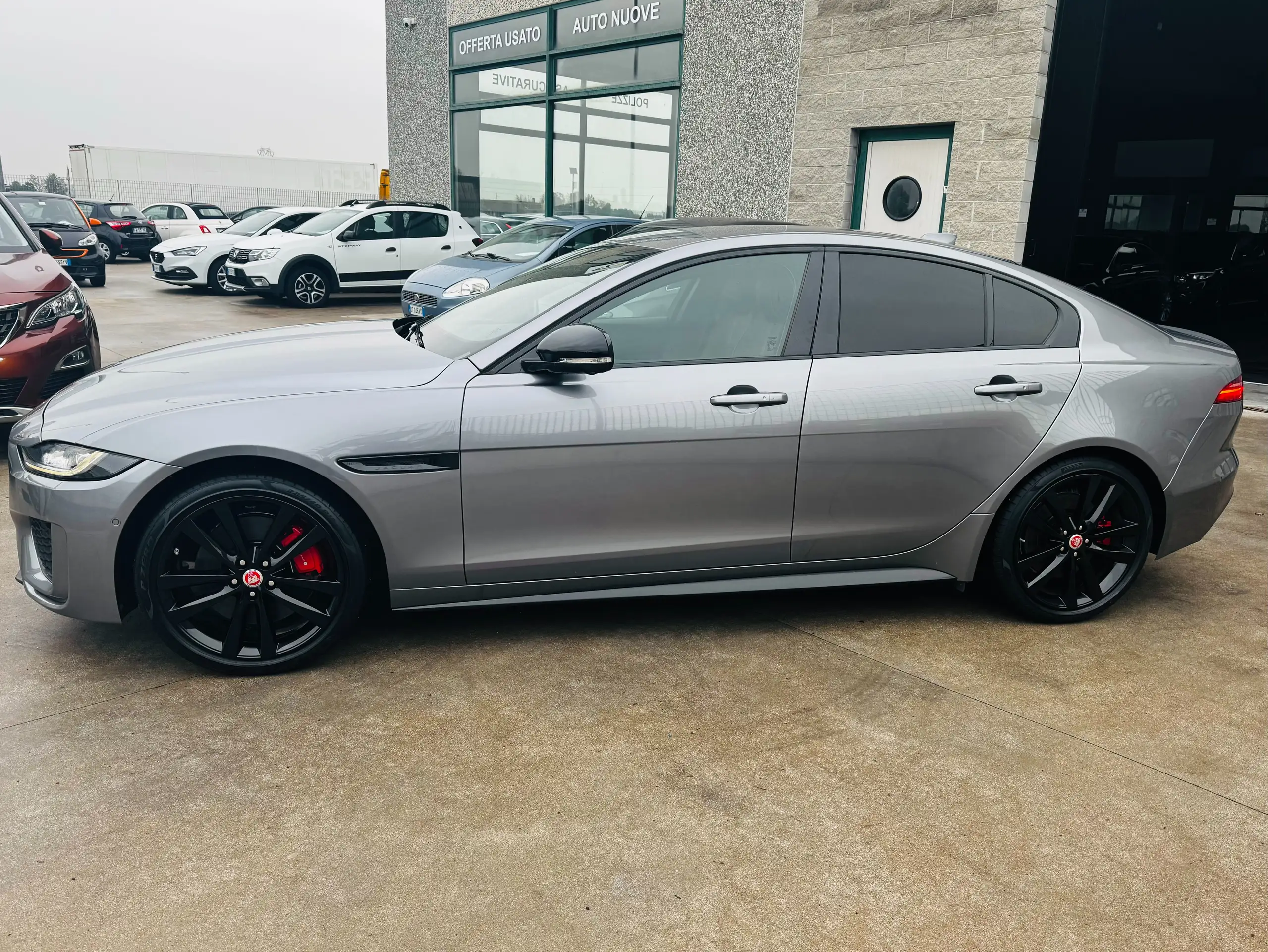 Jaguar - XE