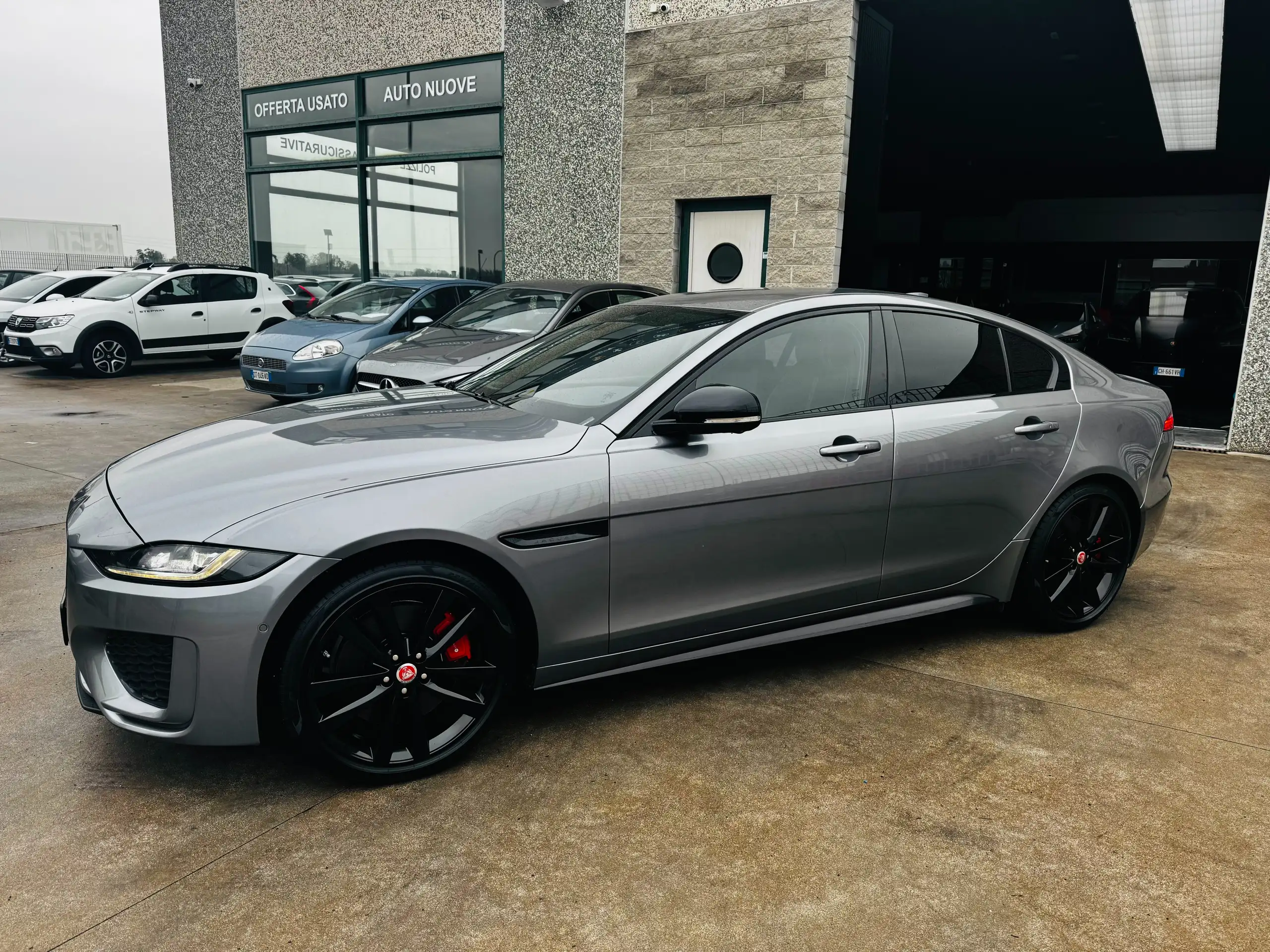 Jaguar - XE