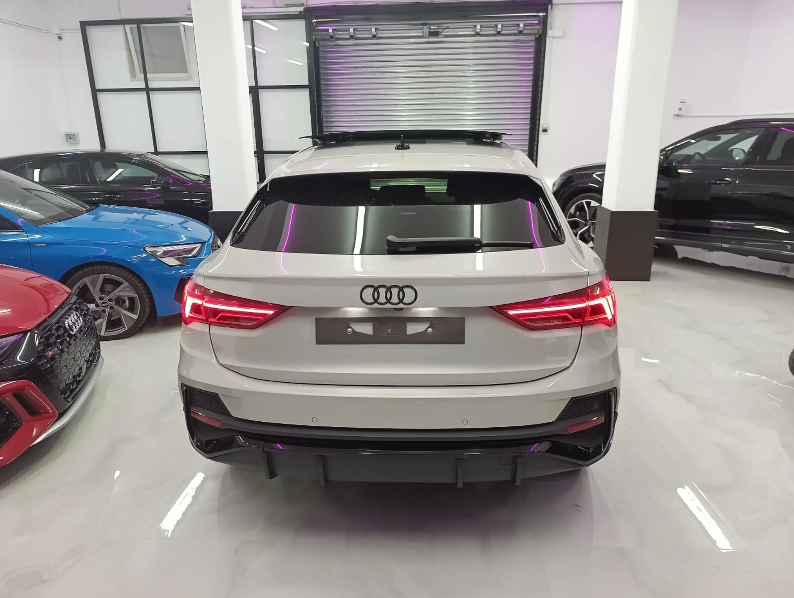 Audi - Q3